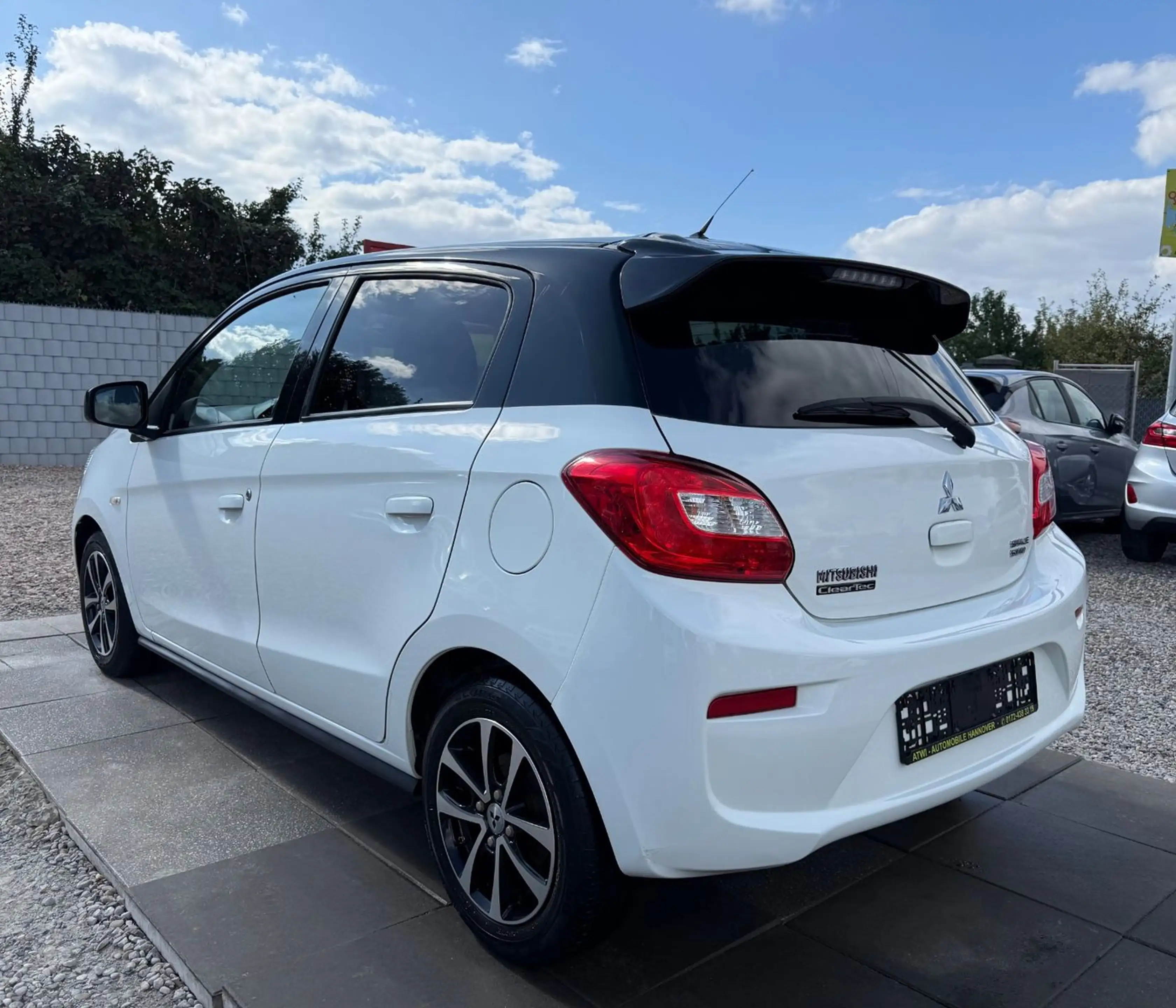 Mitsubishi Space Star Diamant Edition+Sport Lenkrad — photo 4