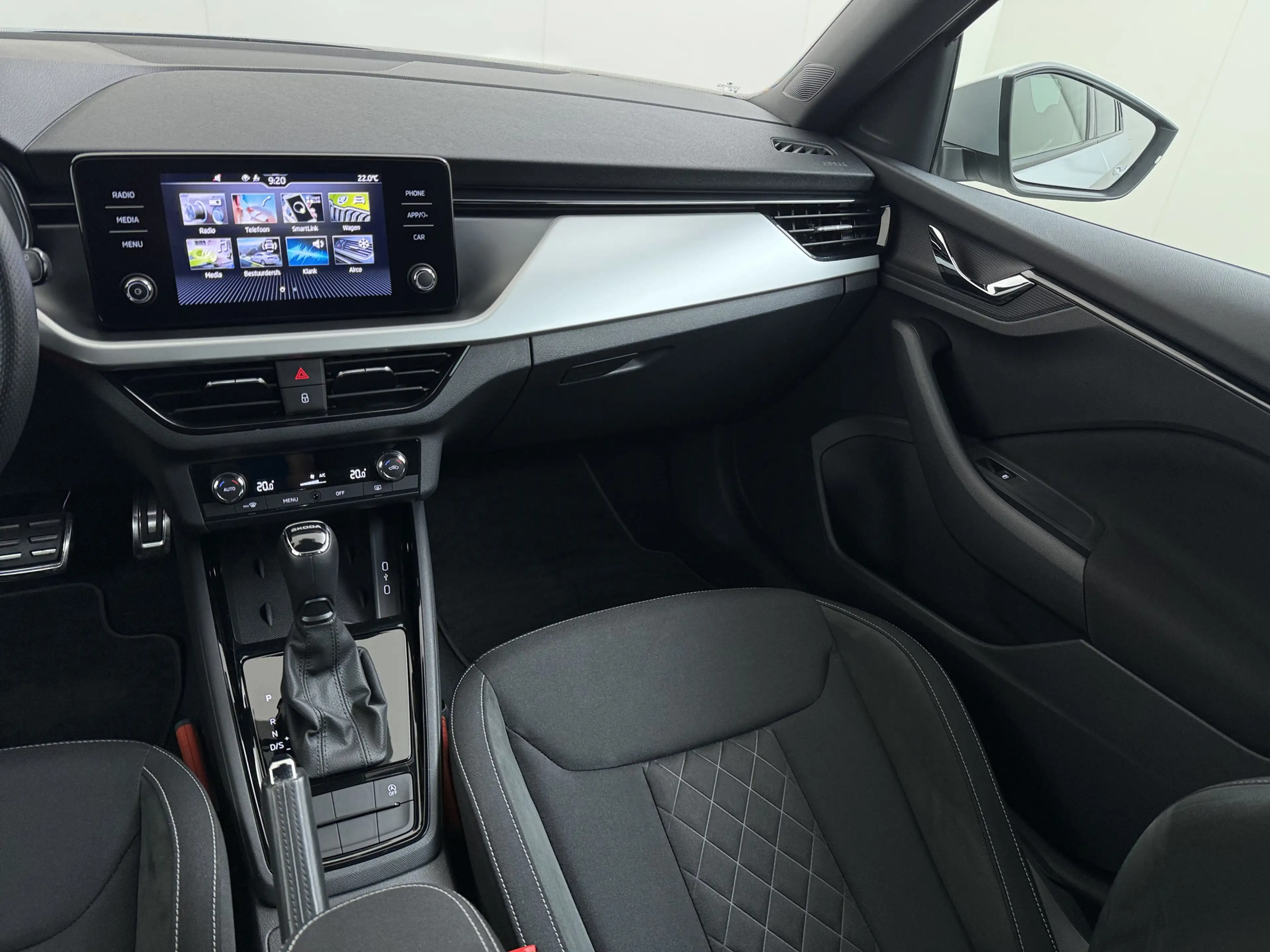 Skoda Kamiq TSI 111pk Aut. Sportstoelen Apple/Android Camera P — photo 27