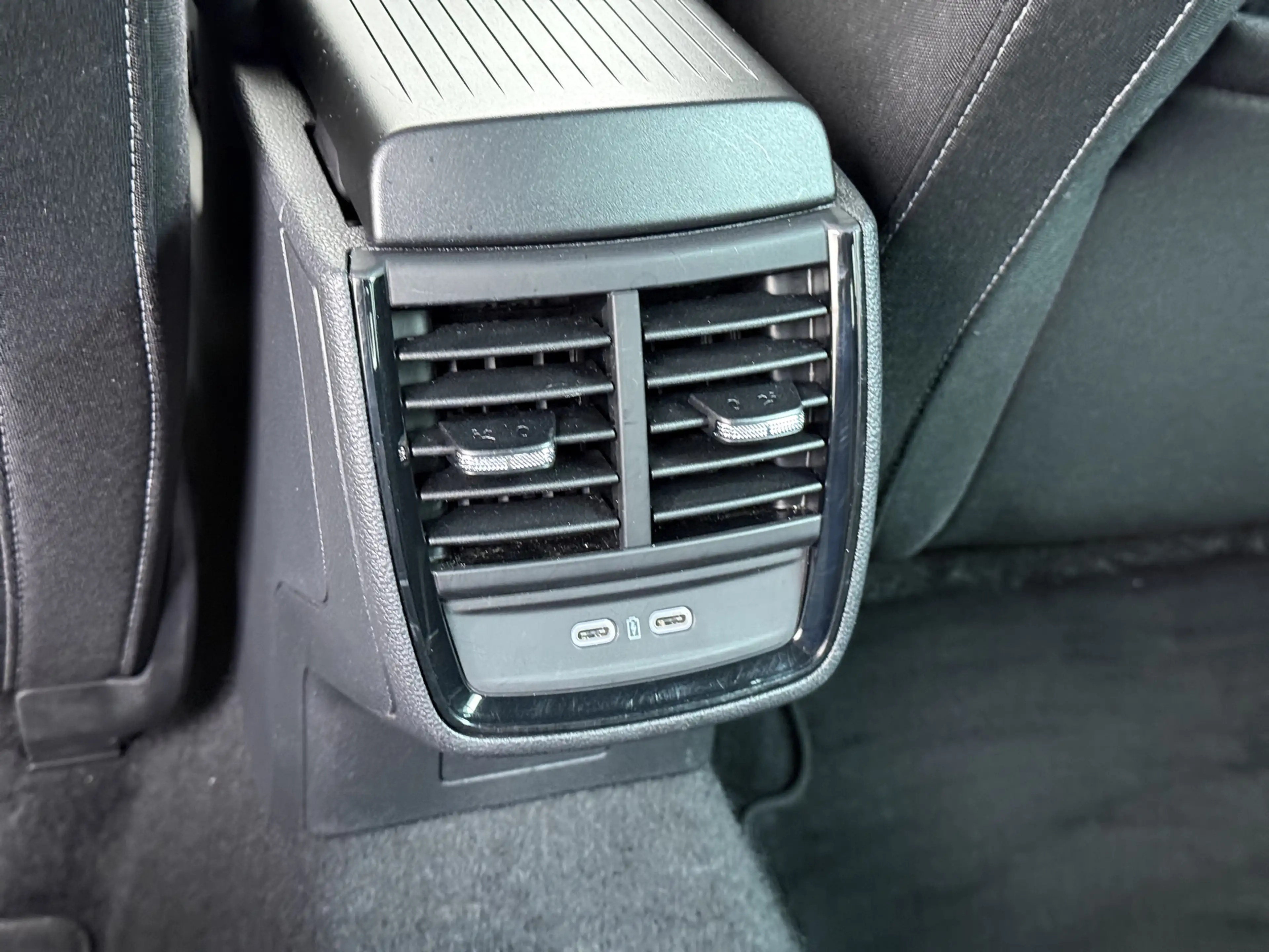 Skoda Kamiq TSI 111pk Aut. Sportstoelen Apple/Android Camera P — photo 25