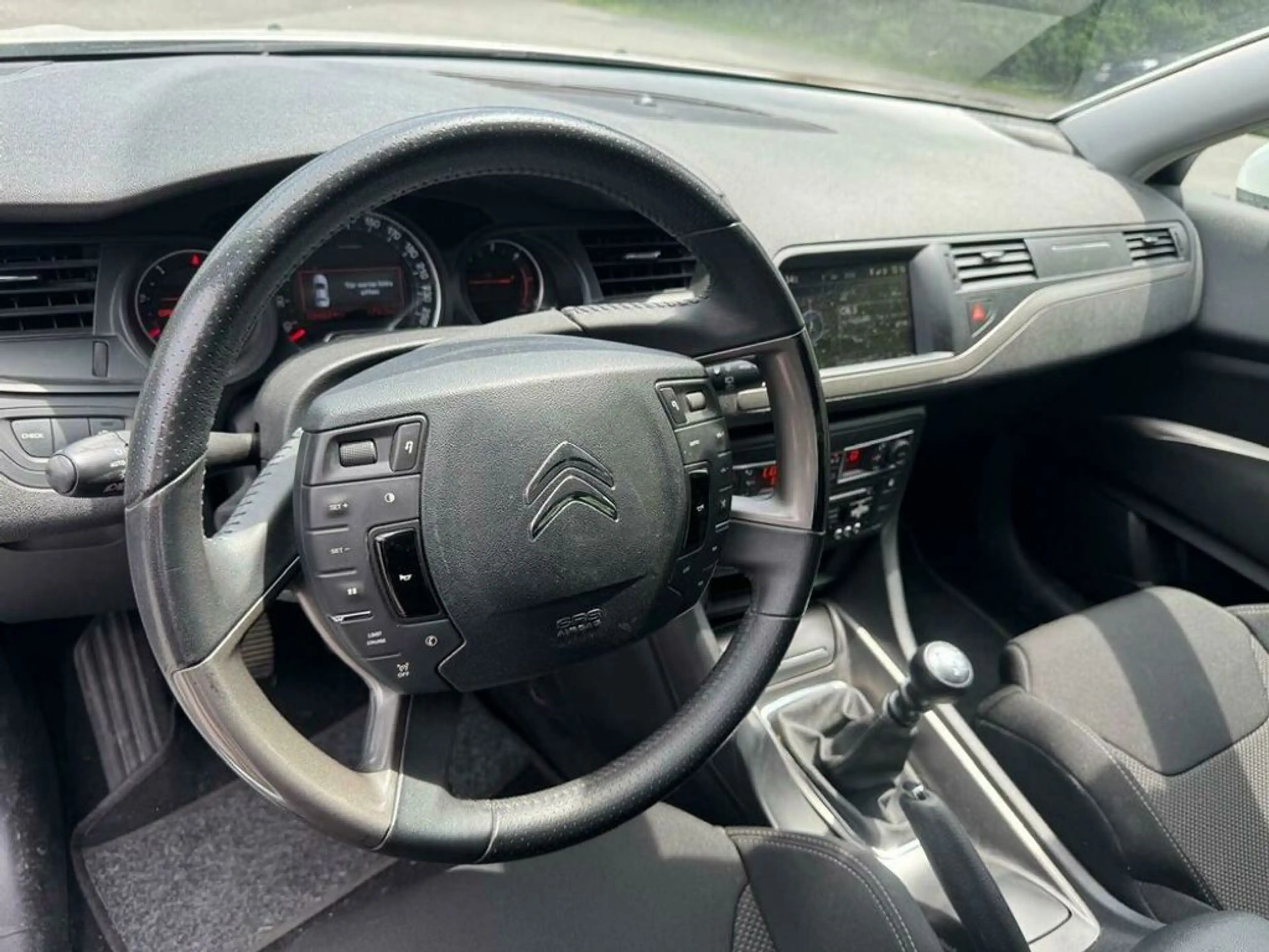 Citroen C5 Tourer HDi 140 Exclusive — photo 8