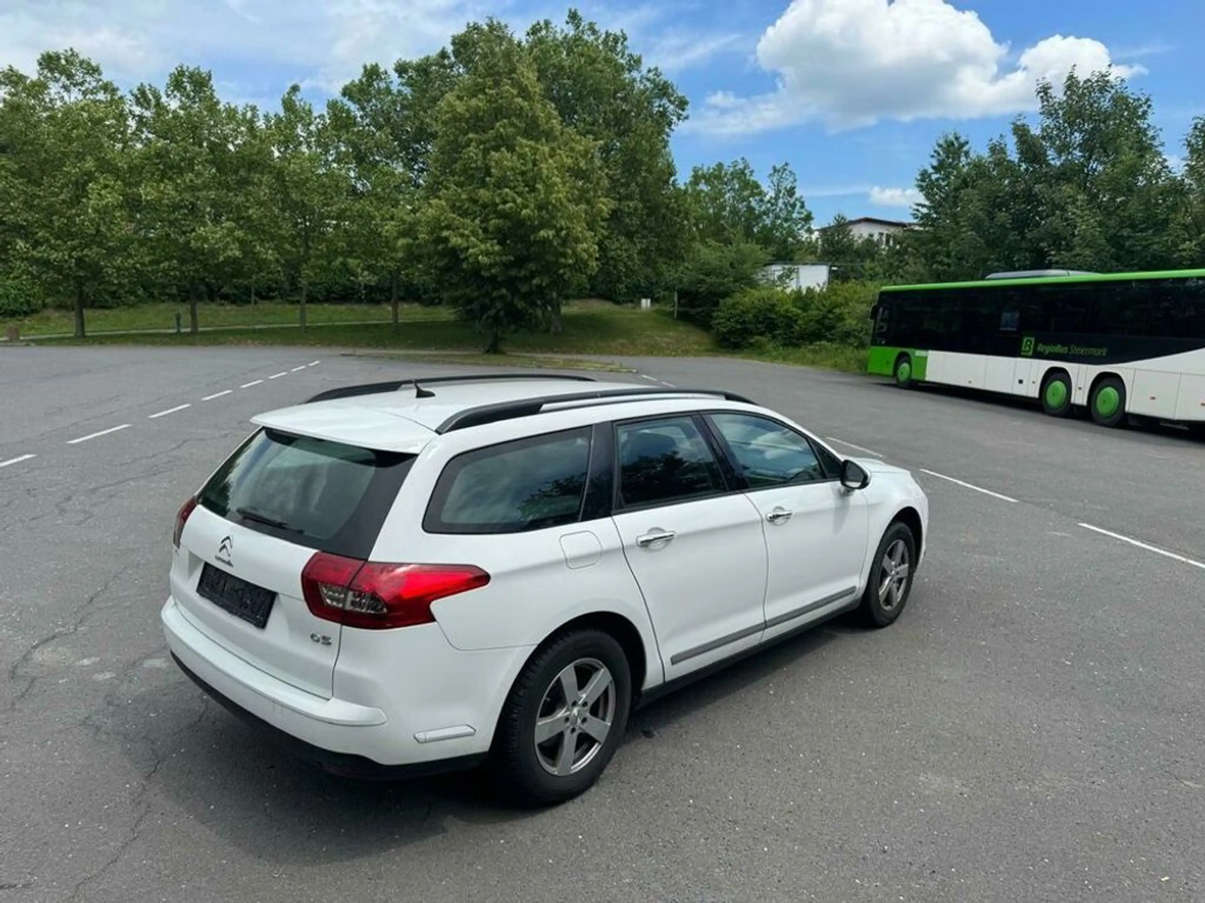 Citroen C5 Tourer HDi 140 Exclusive — photo 4