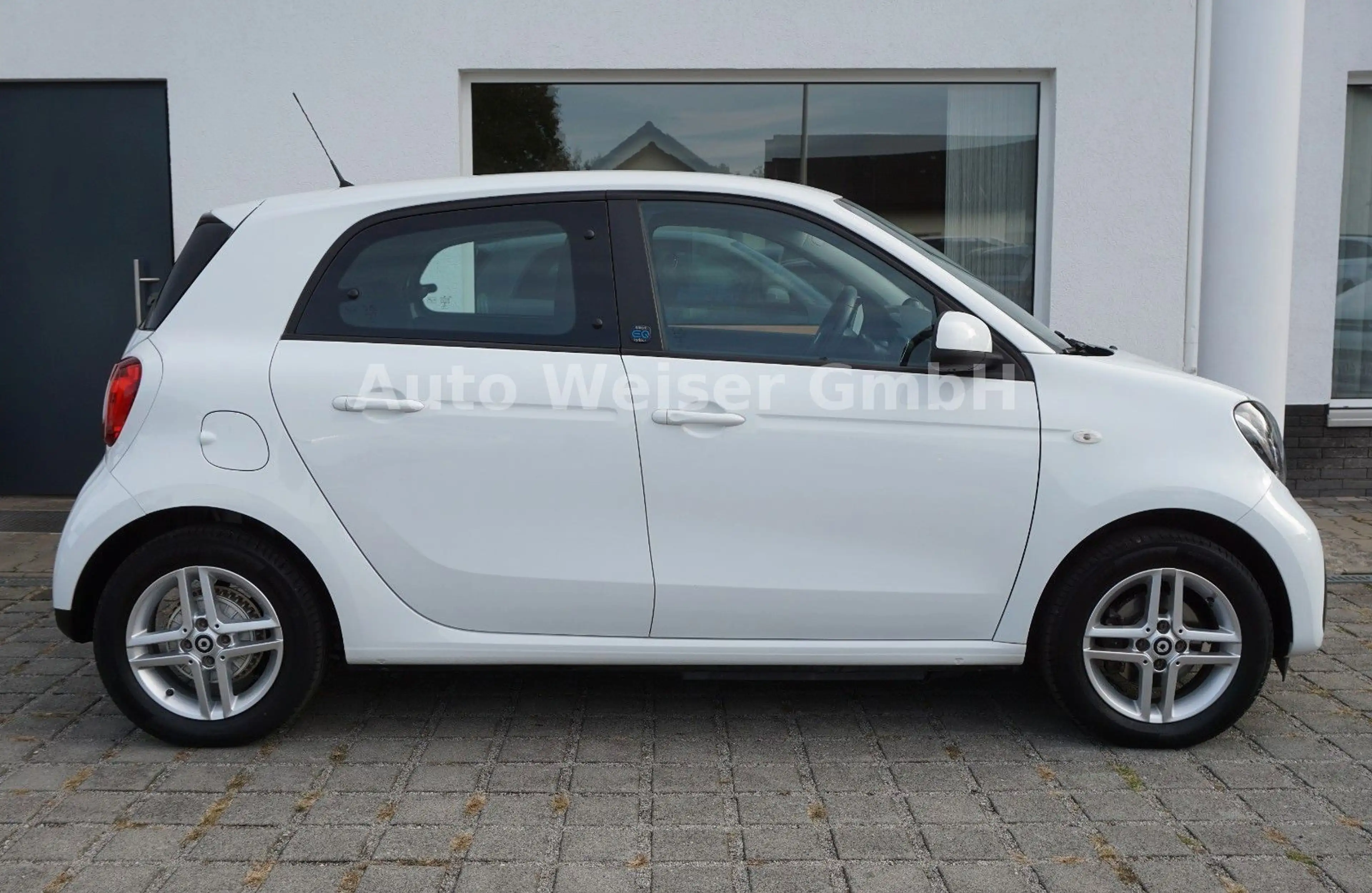 smart forFour electric drive / EQ — photo 4