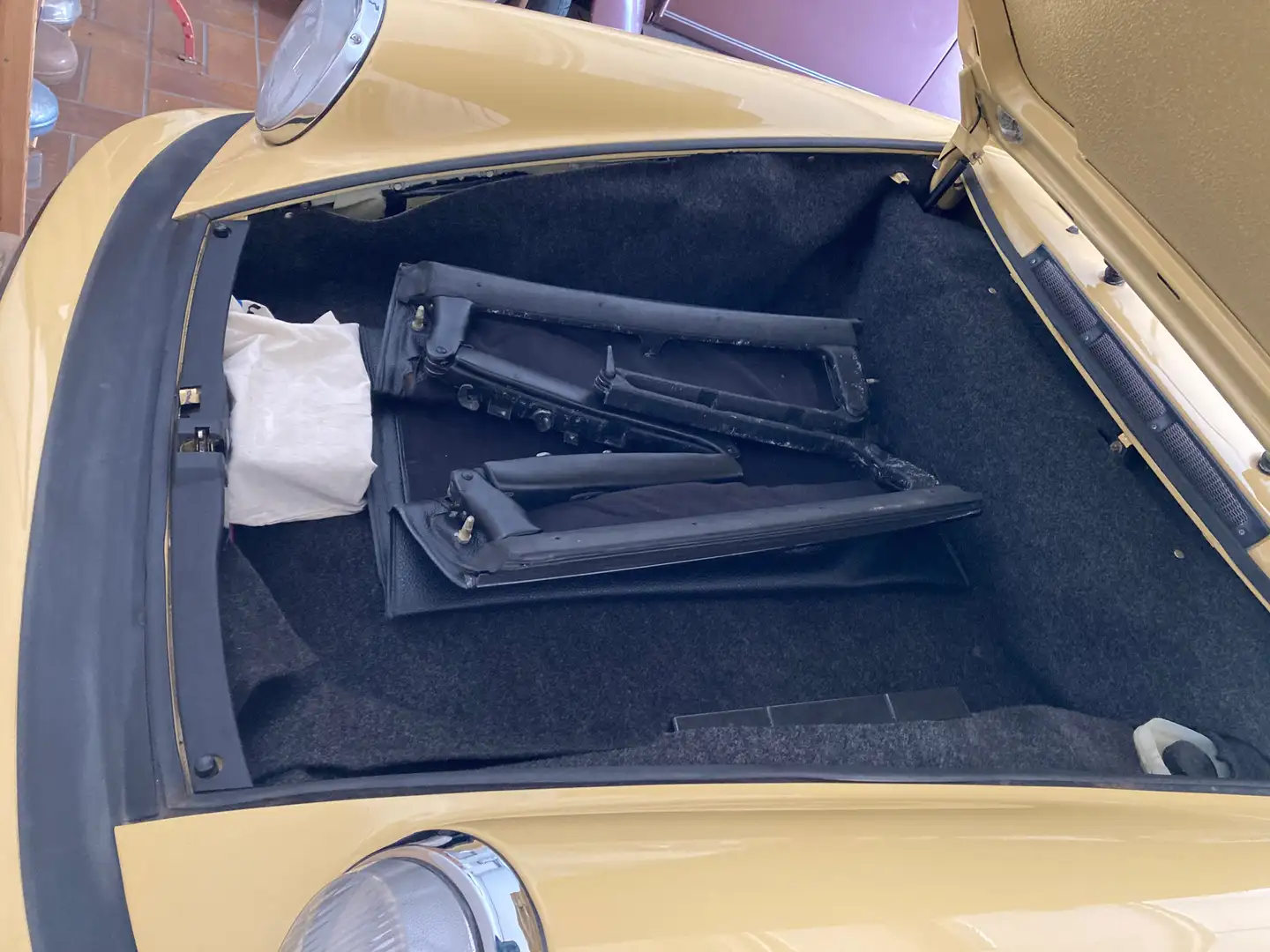 Porsche 911 Targa Beige - 2