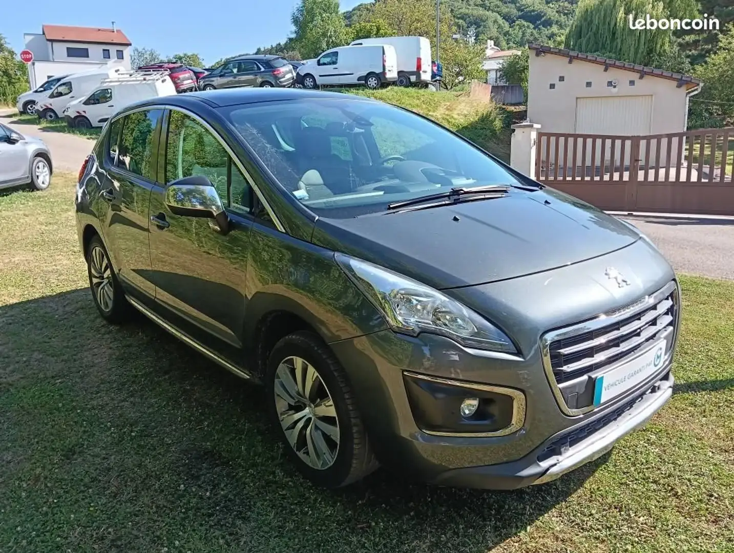 Peugeot 3008 1.6 e-HDi115 Business Pack ETG6 1ère Main Garantie Gris - 2