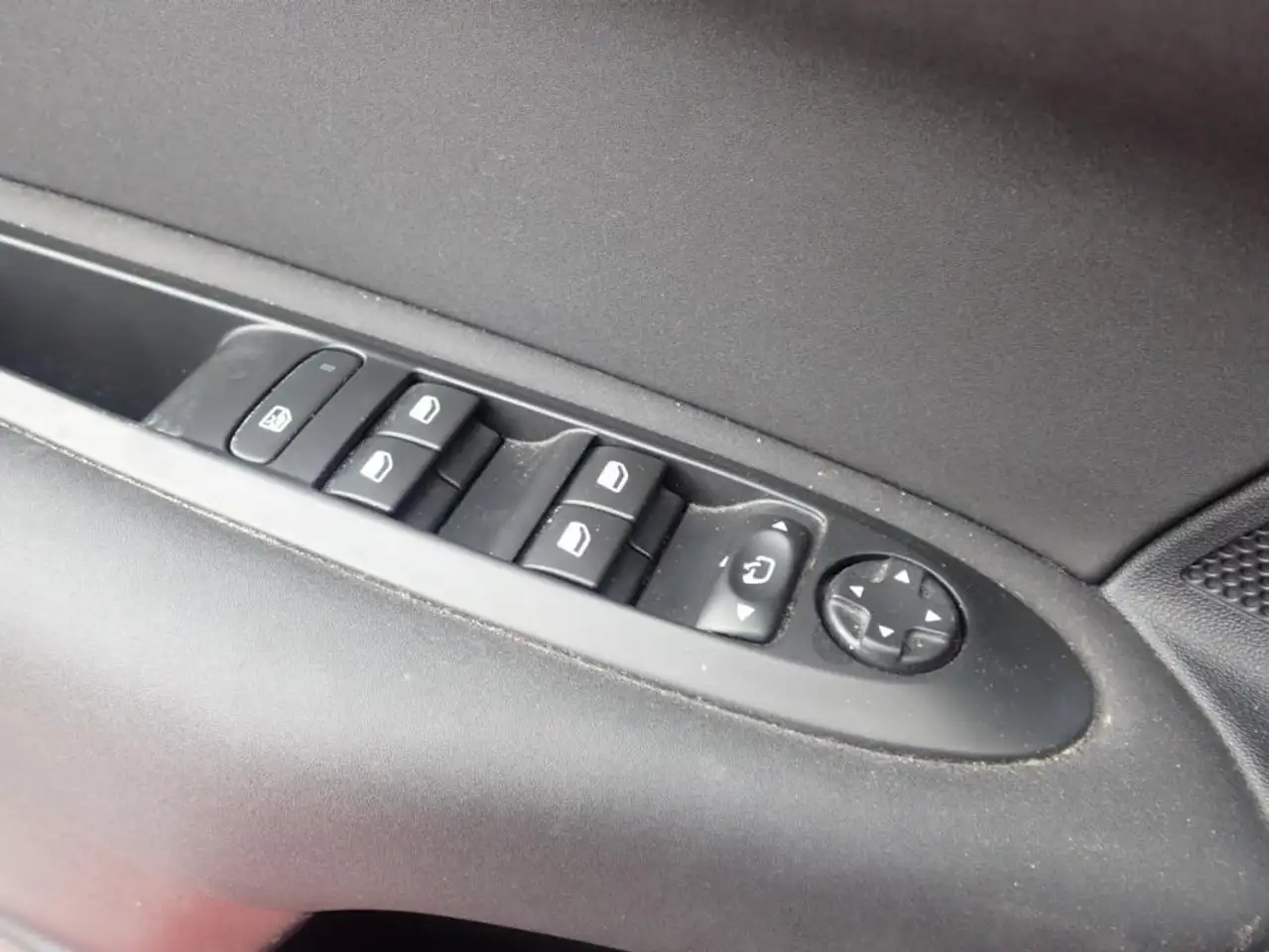 Citroen C4 Berline — photo 18