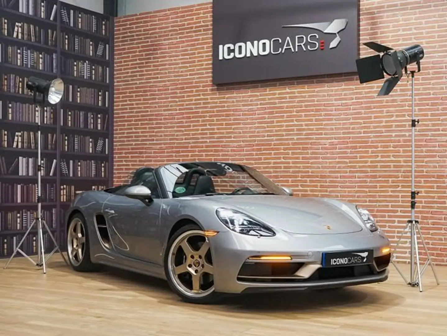 Porsche 718 Spyder boxster gts 25 aniversario Gris - 2