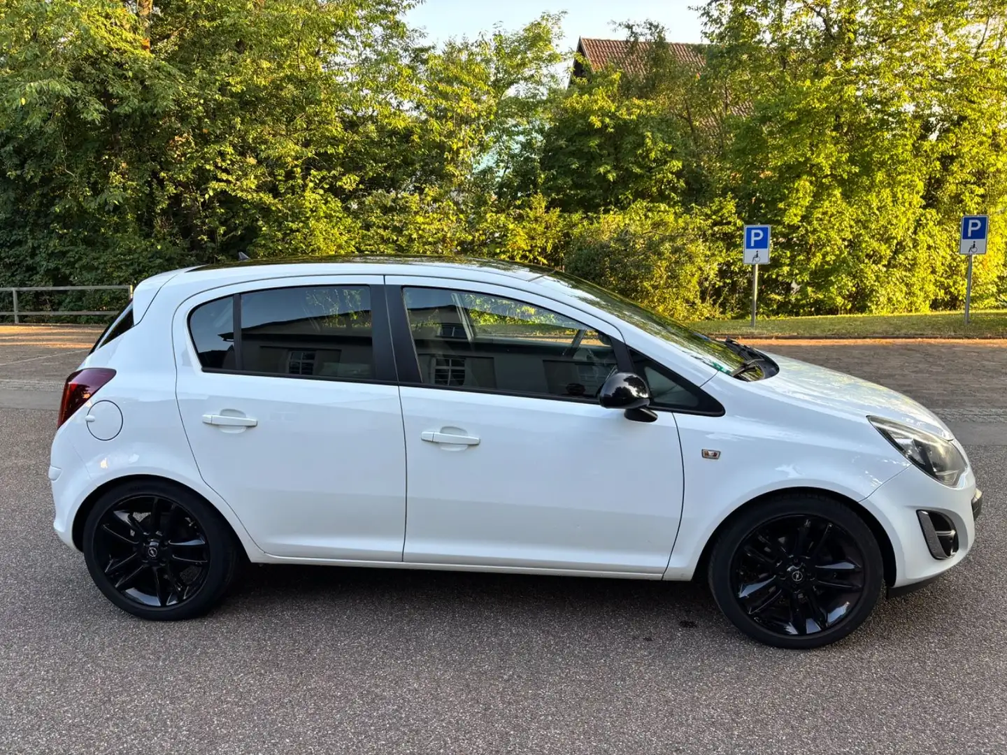 Opel Corsa D Color Edition HU 11.2026 Weiß - 2