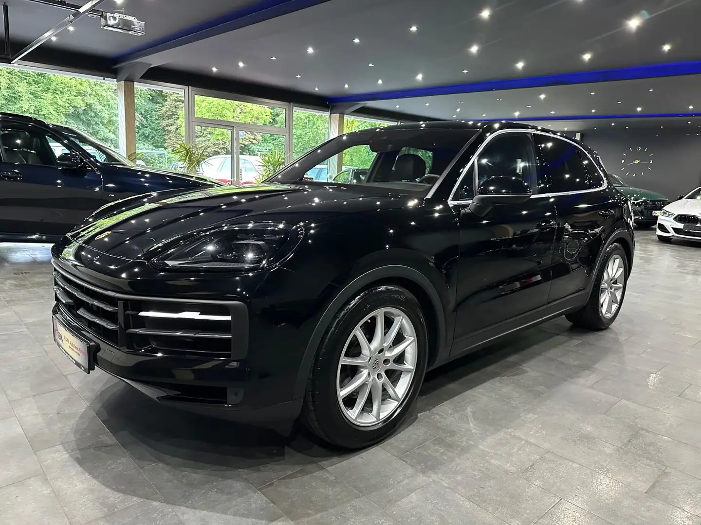Porsche Cayenne FACELIFT MODEL /KAMERA /AHK / ACC/ 1HAND Zwart - 1