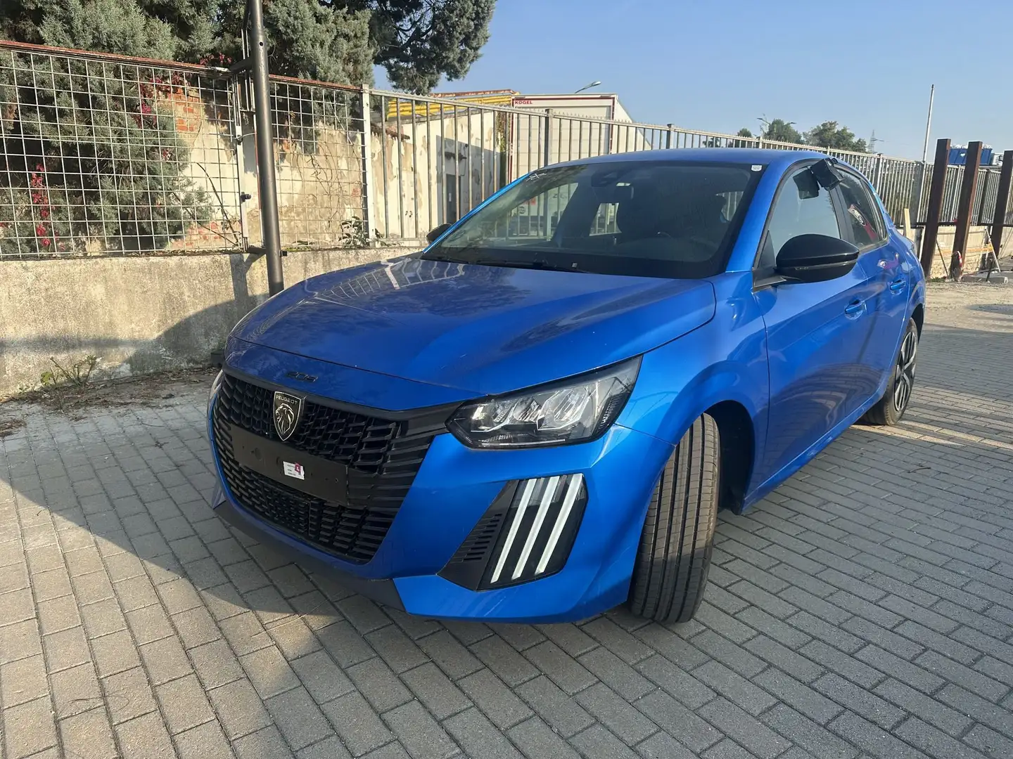 Peugeot 208 208 PureTech 100 Stop&Start 5 porte Active Blu/Azzurro - 2