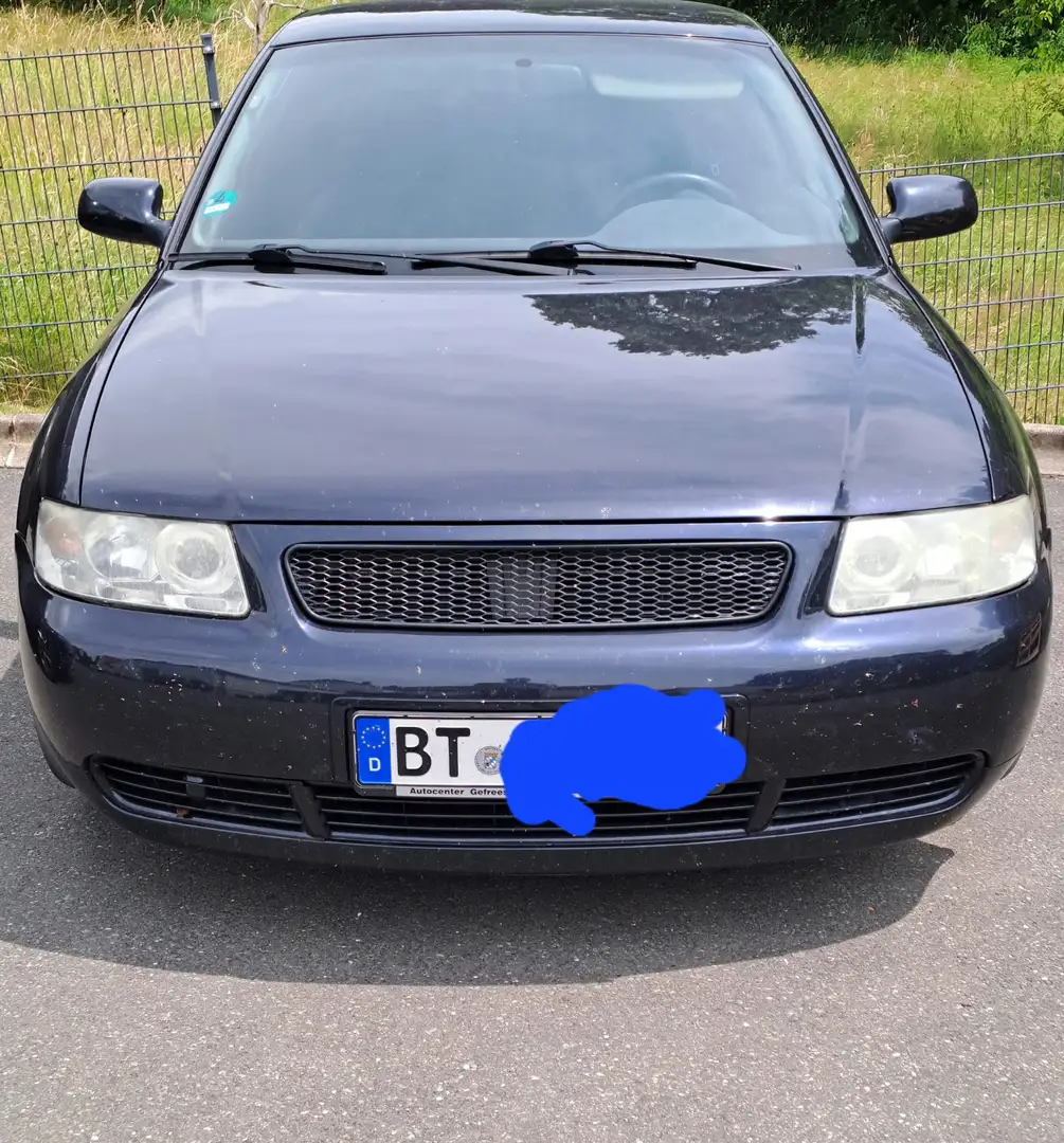 Audi A3 1.8 Ambiente - 1