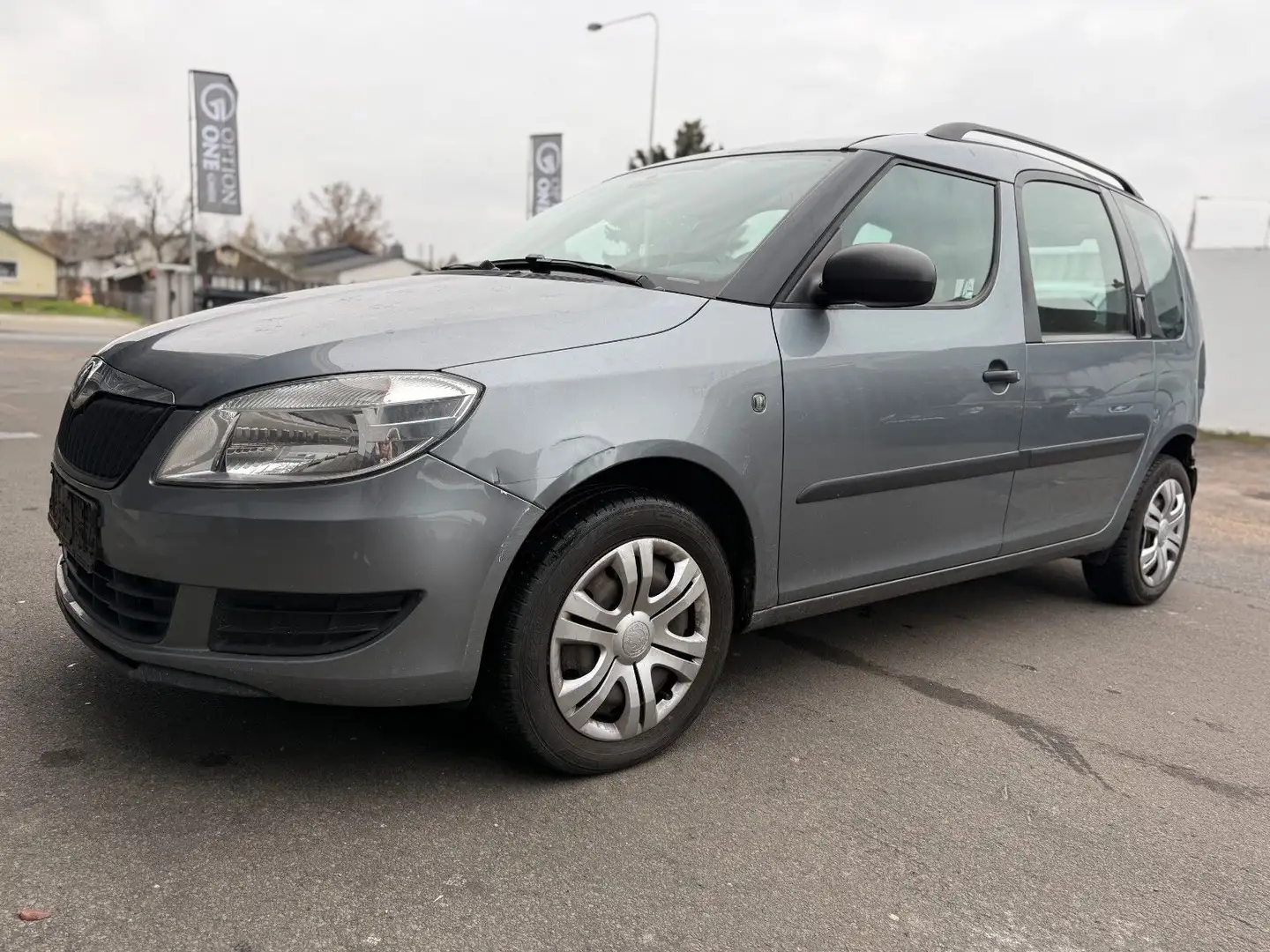 Skoda Roomster 1,6 TDI*Klima*TÜV Gris - 1