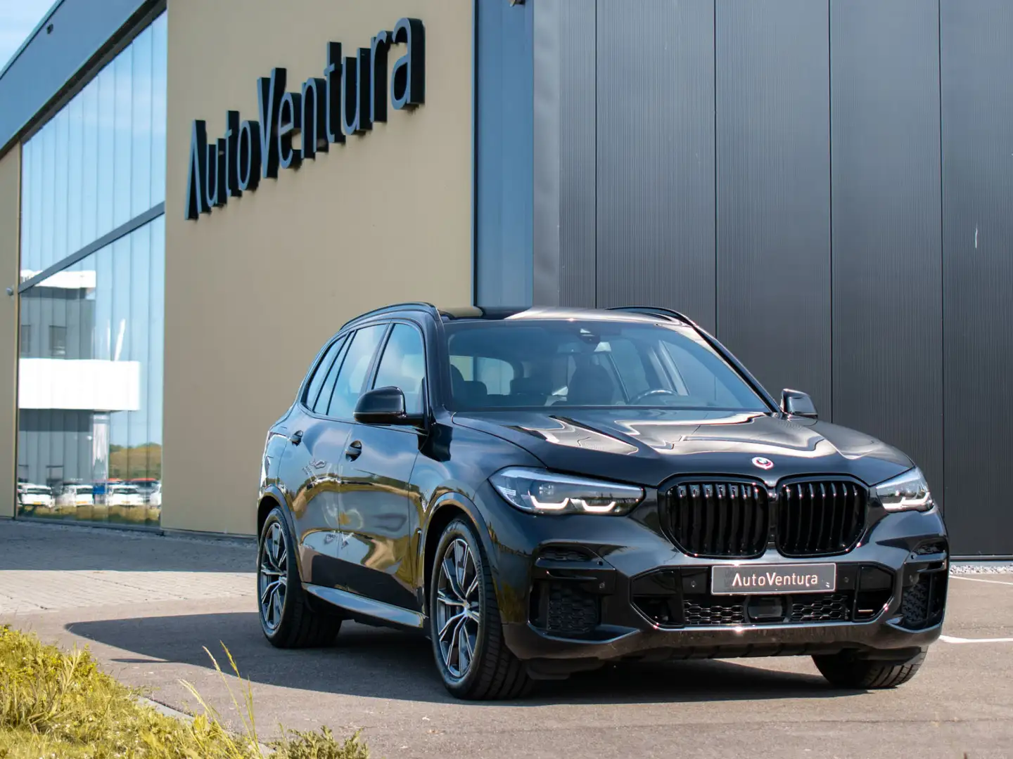 BMW X5 xDrive45e High Executive M-sport | Hifi Sound | Ad Negro - 2