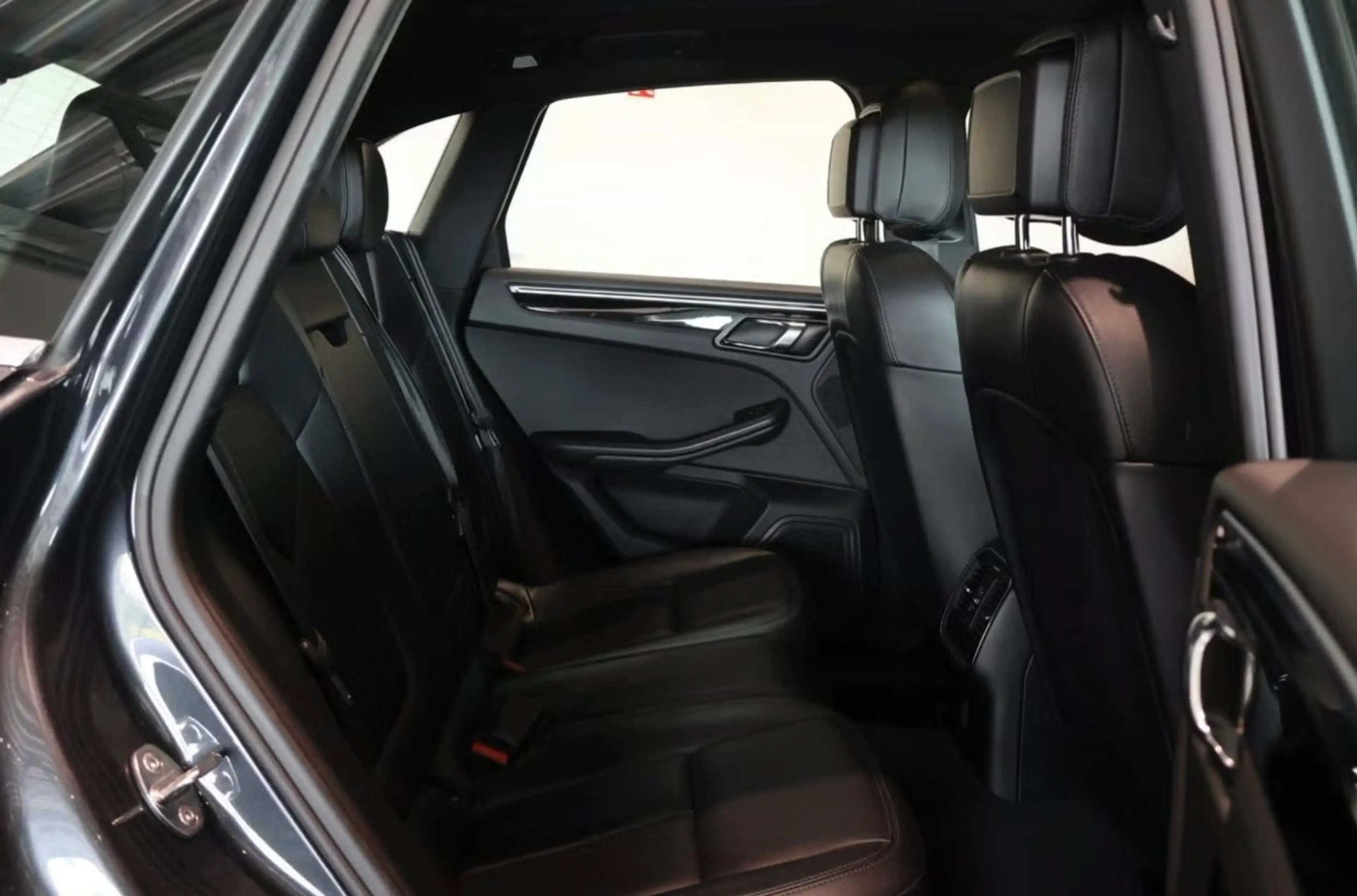 Porsche Macan S Diesel — photo 12