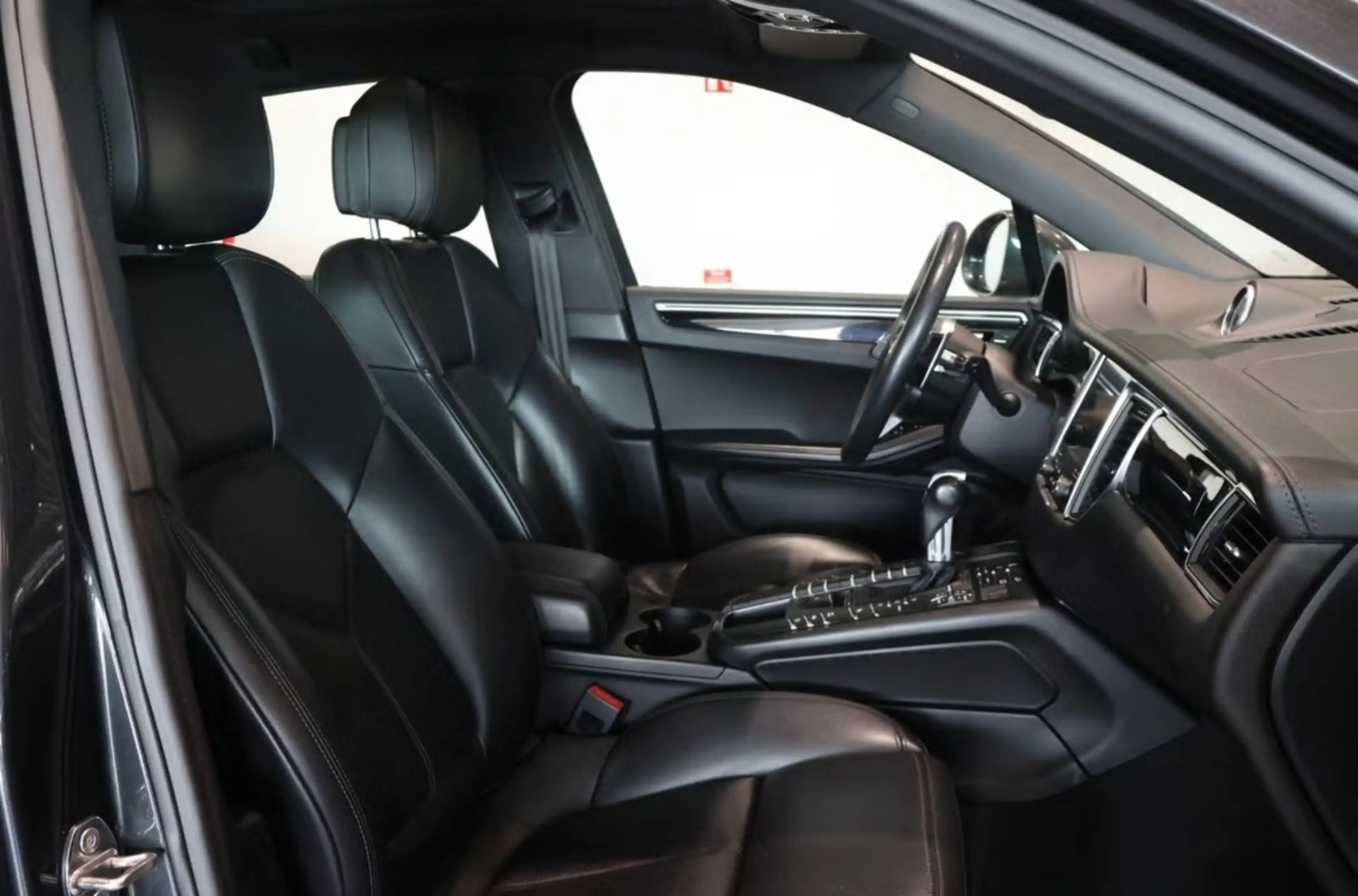 Porsche Macan S Diesel — photo 14