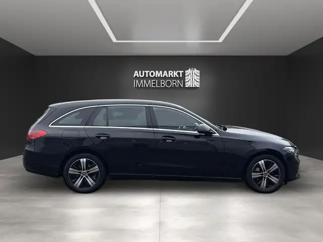 Mercedes-Benz C-Class view 11