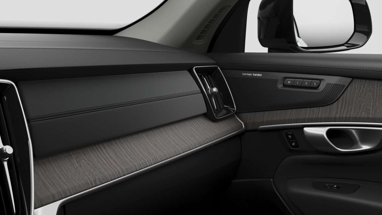 2026 Volvo XC90 Ultra 7-Seater (Dark Theme) thumb 9