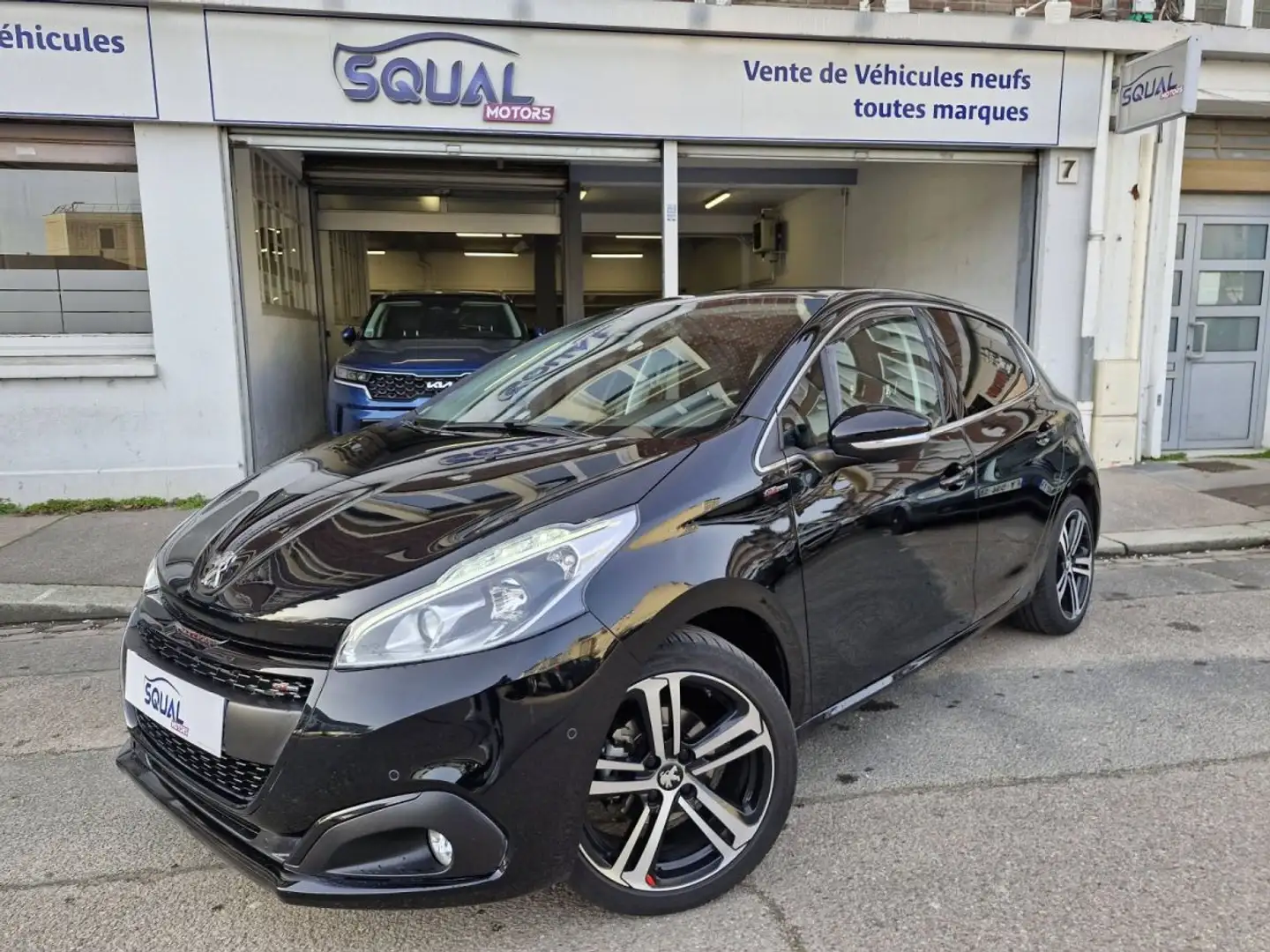 Peugeot 208 1.2 PureTech 110ch GT Line S&S 5p Schwarz - 1