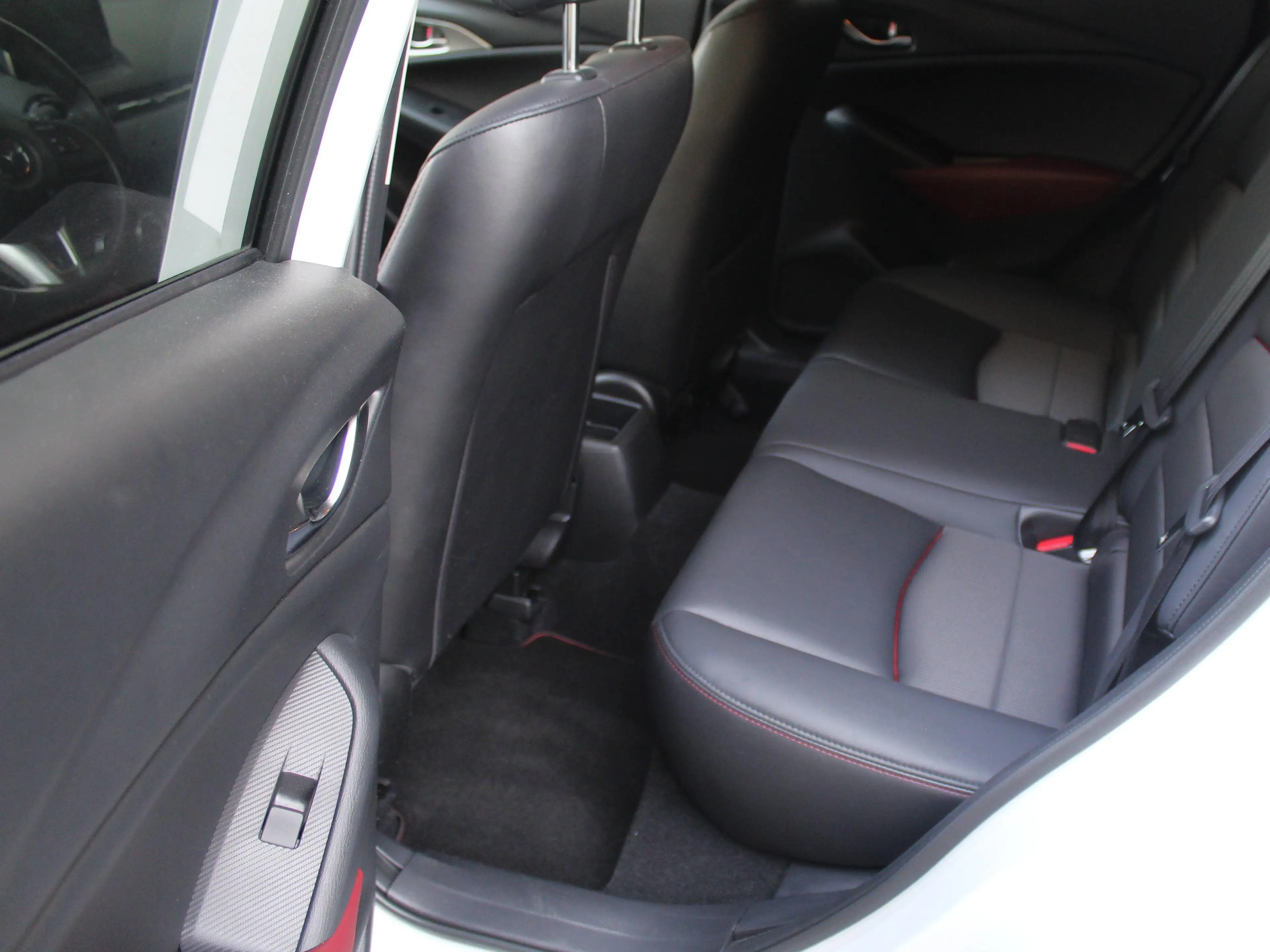 Mazda CX-3 Sports-Line AWD*1.Hand*62tkm*scheckheft*HeadUp*LED*DAB*Leder* — photo 12