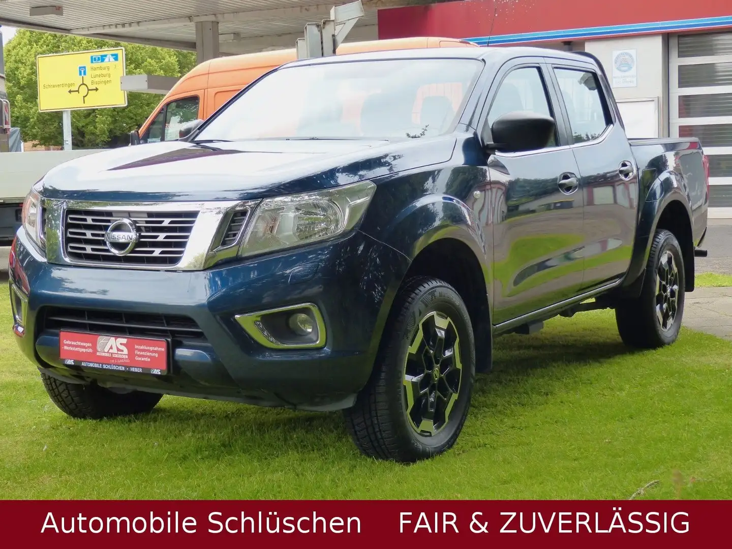 Nissan Navara NP300 Double Cab 4x4 Klima AHK Scheckheft Azul - 2