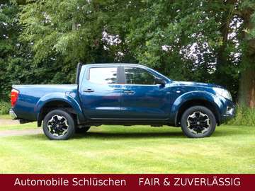 NP300 Double Cab 4x4 Klima AHK Scheckheft