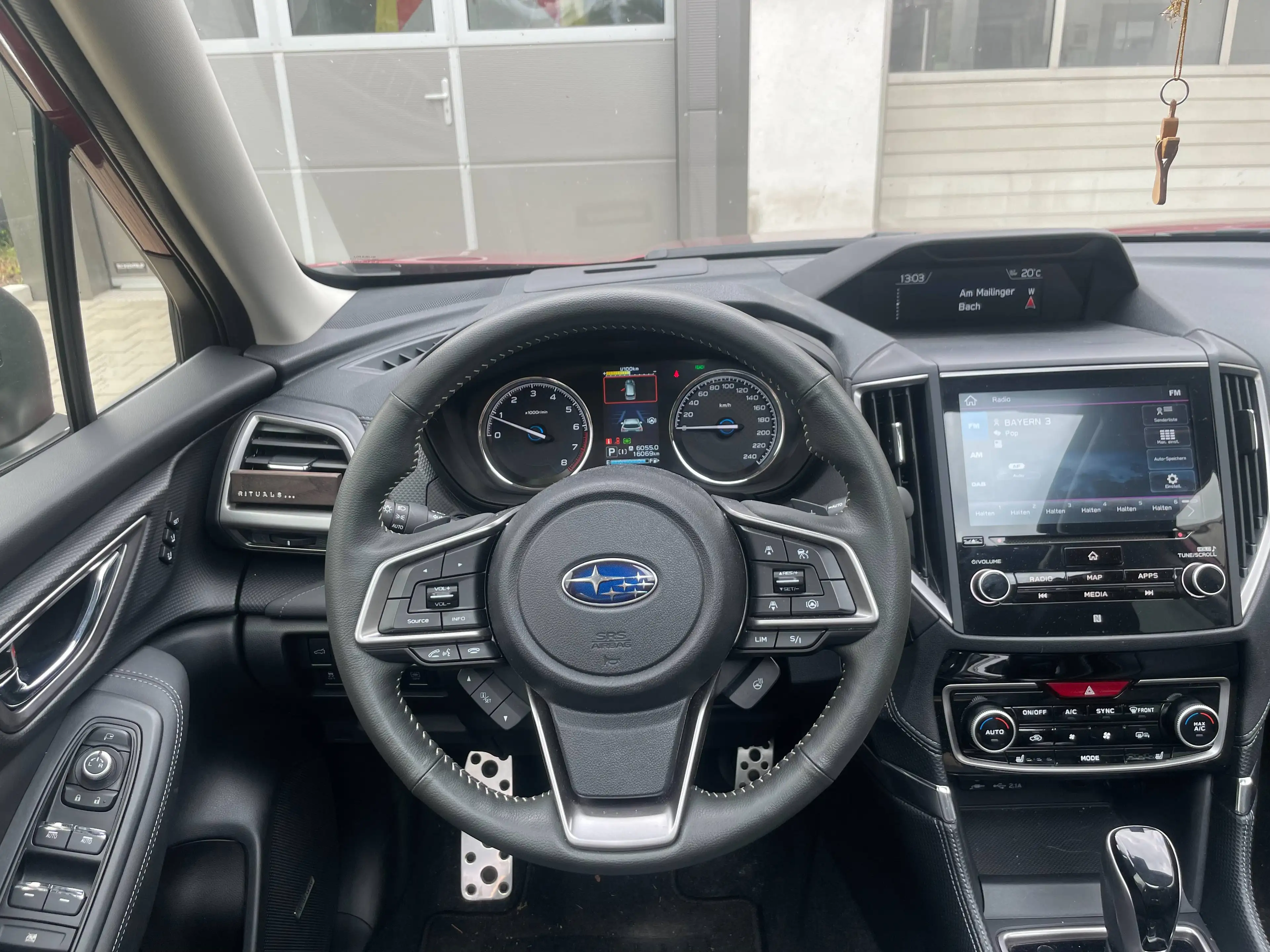 Subaru Forester 2.0ie Platinum Ausstattung — photo 12