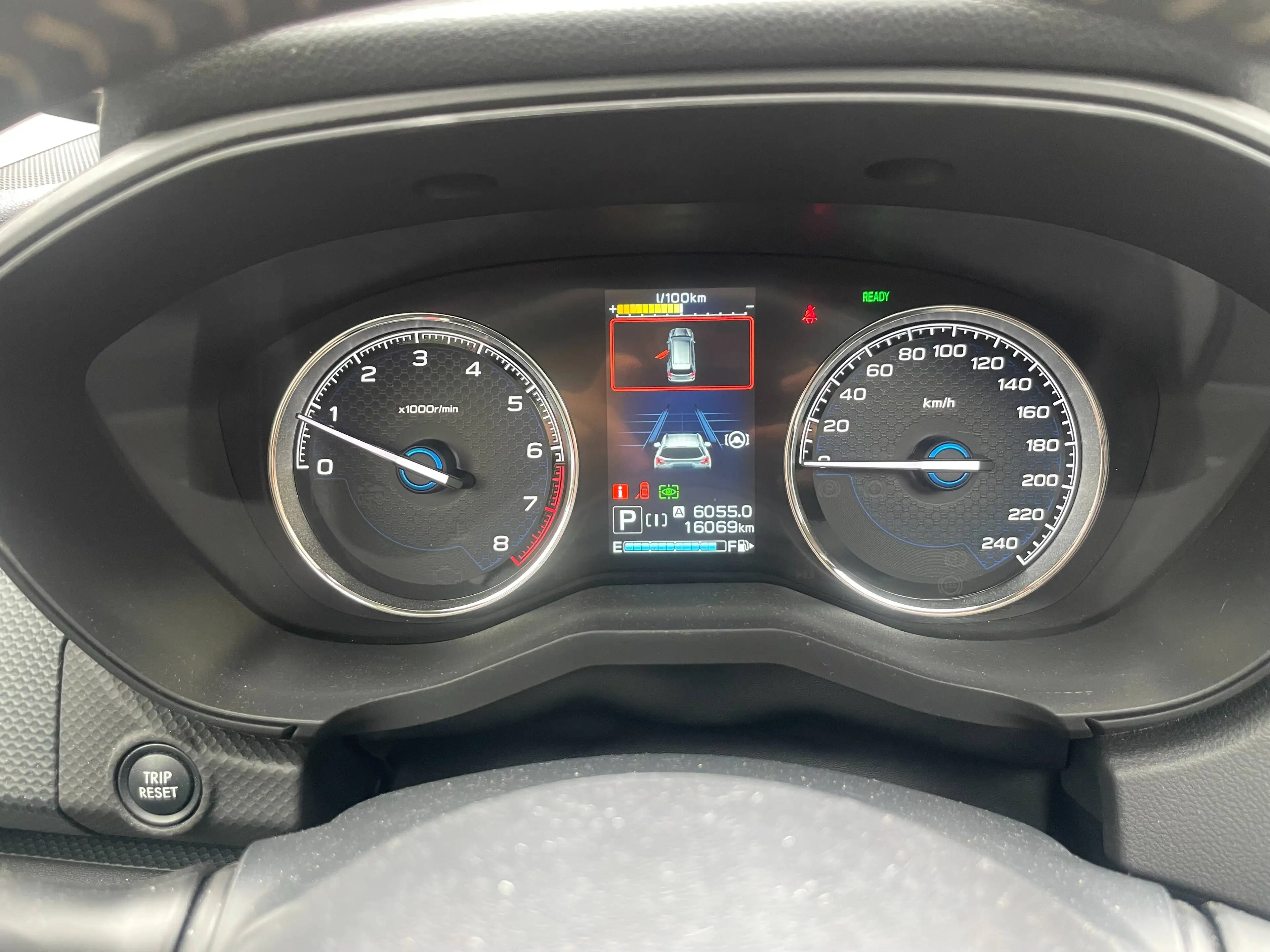 Subaru Forester 2.0ie Platinum Ausstattung — photo 13
