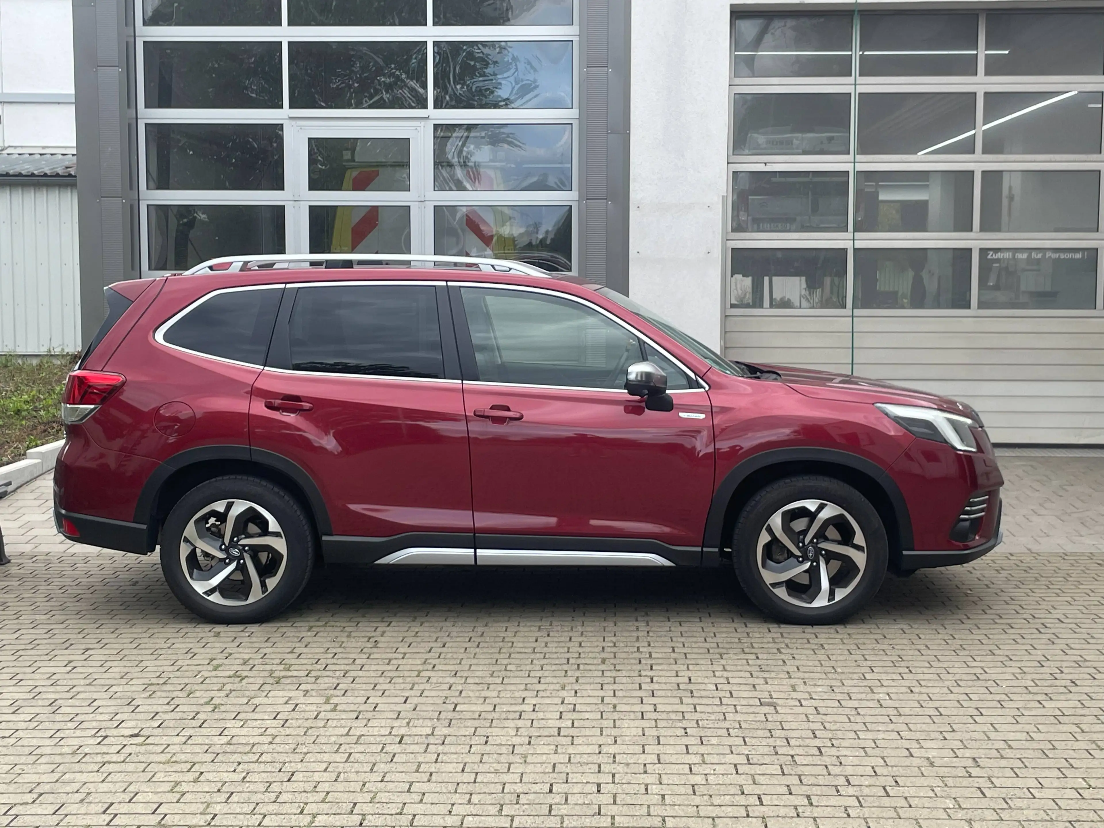 Subaru Forester 2.0ie Platinum Ausstattung — photo 2