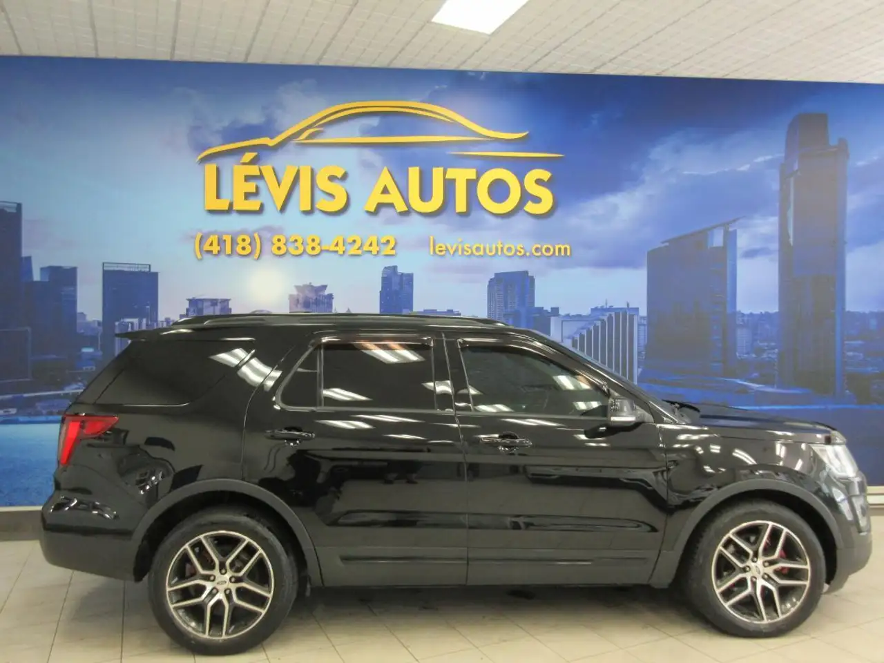 Ford Explorer photo Ford Explorer