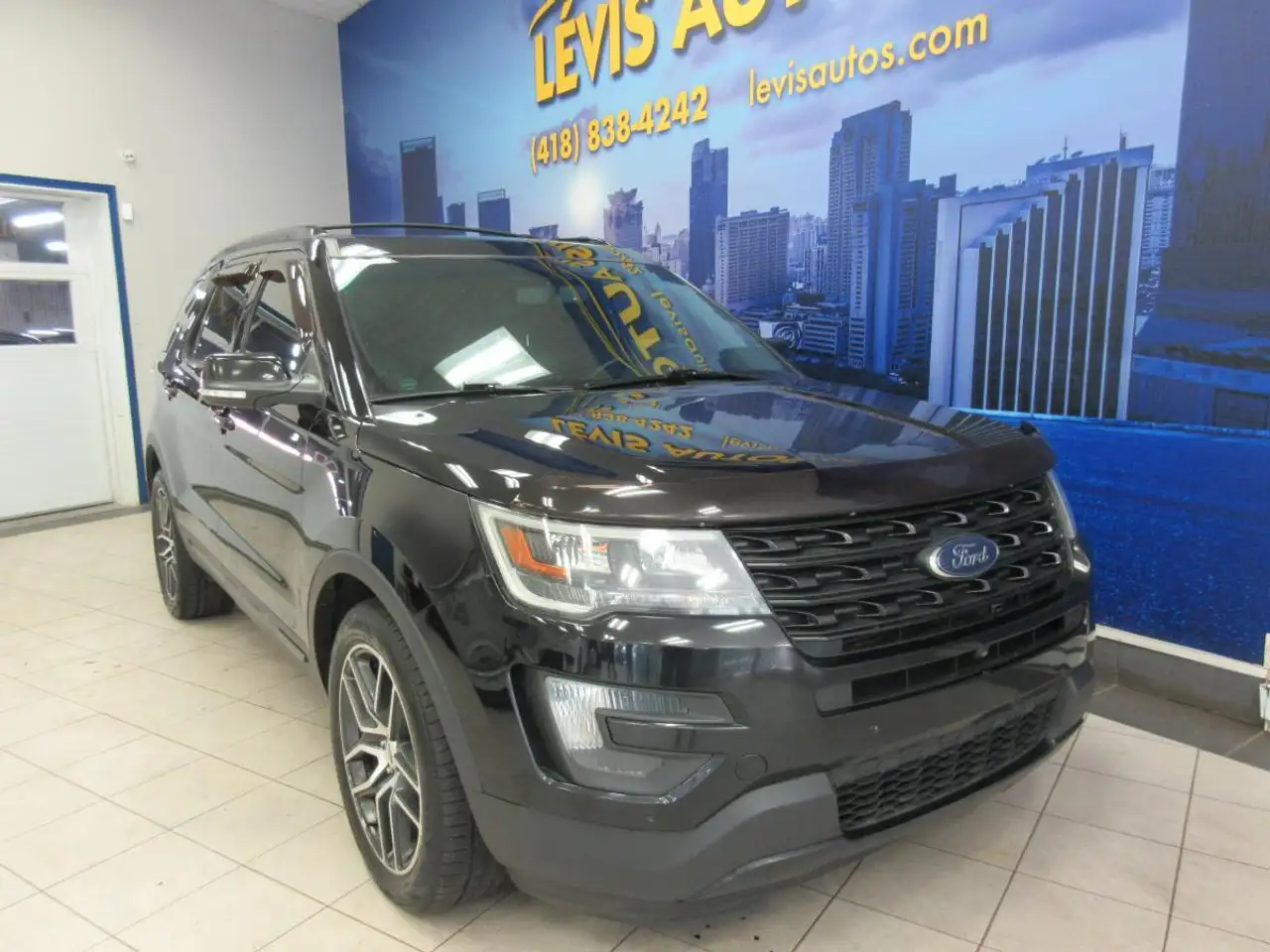 Ford Explorer photo Ford Explorer