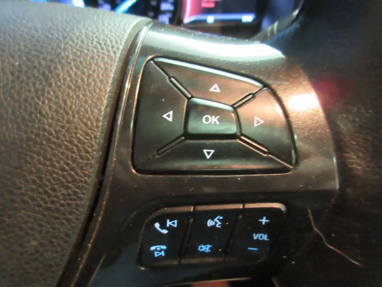 Ford Explorer photo Ford Explorer
