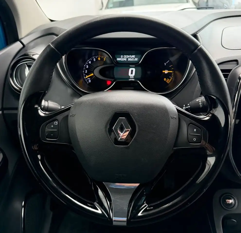 Renault Captur — photo 9