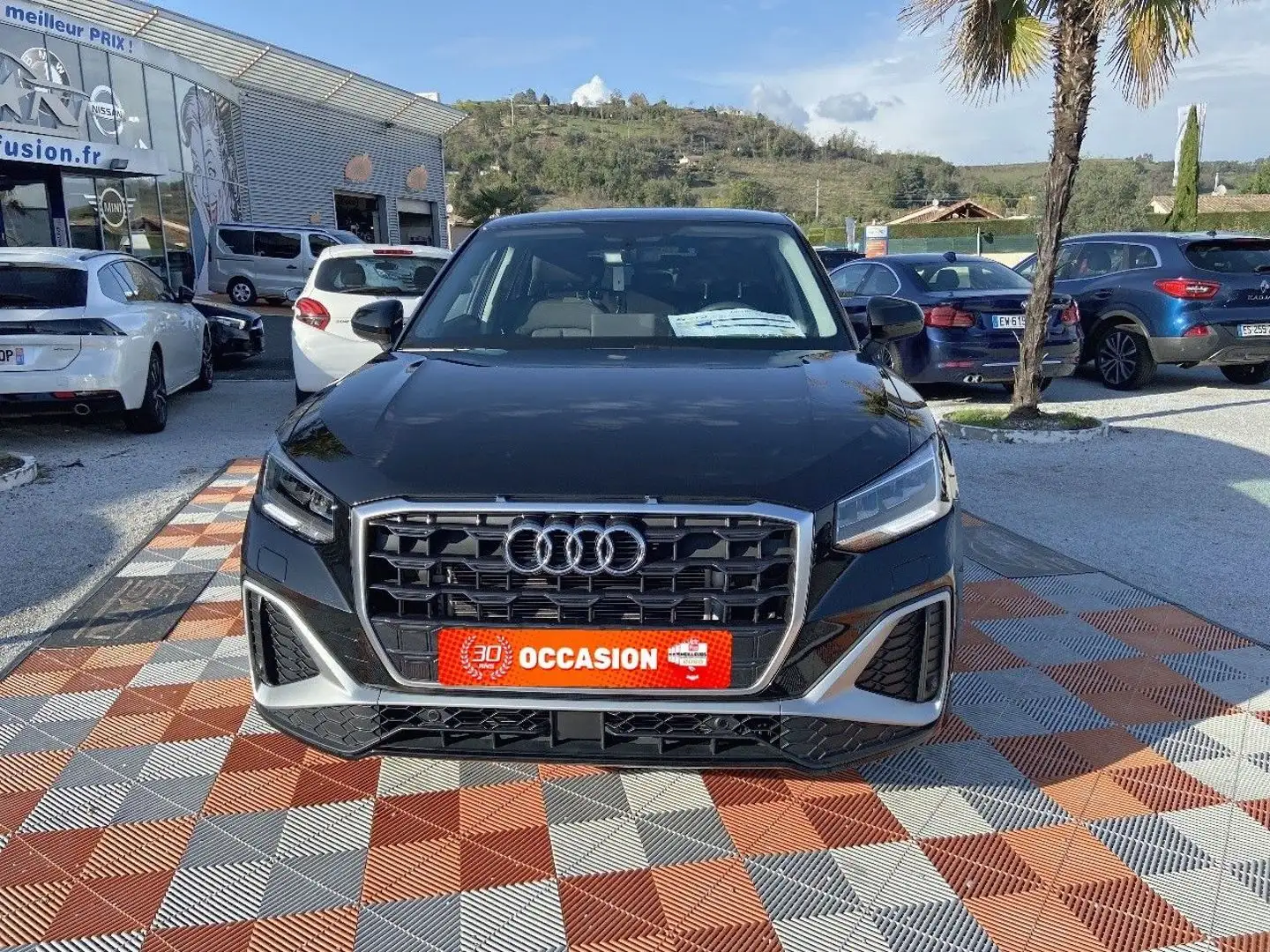 Audi Q2 35 TFSI 150 S-TRONIC S-LINE Ext GPS Caméra Hayon K Noir - 2