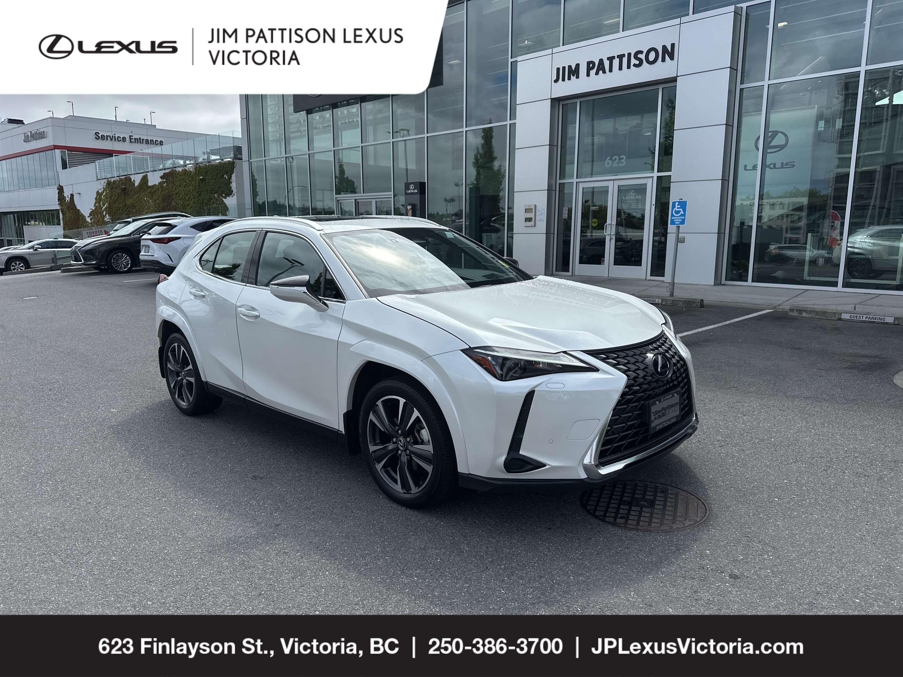 2025 Lexus UX à vendre à Victoria