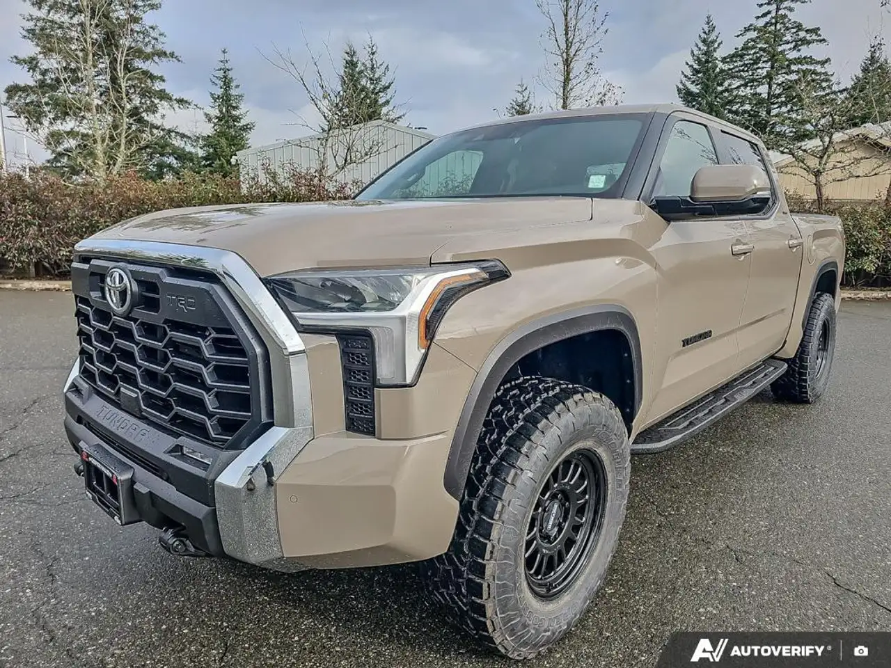 Toyota Tundra снимка Toyota Tundra