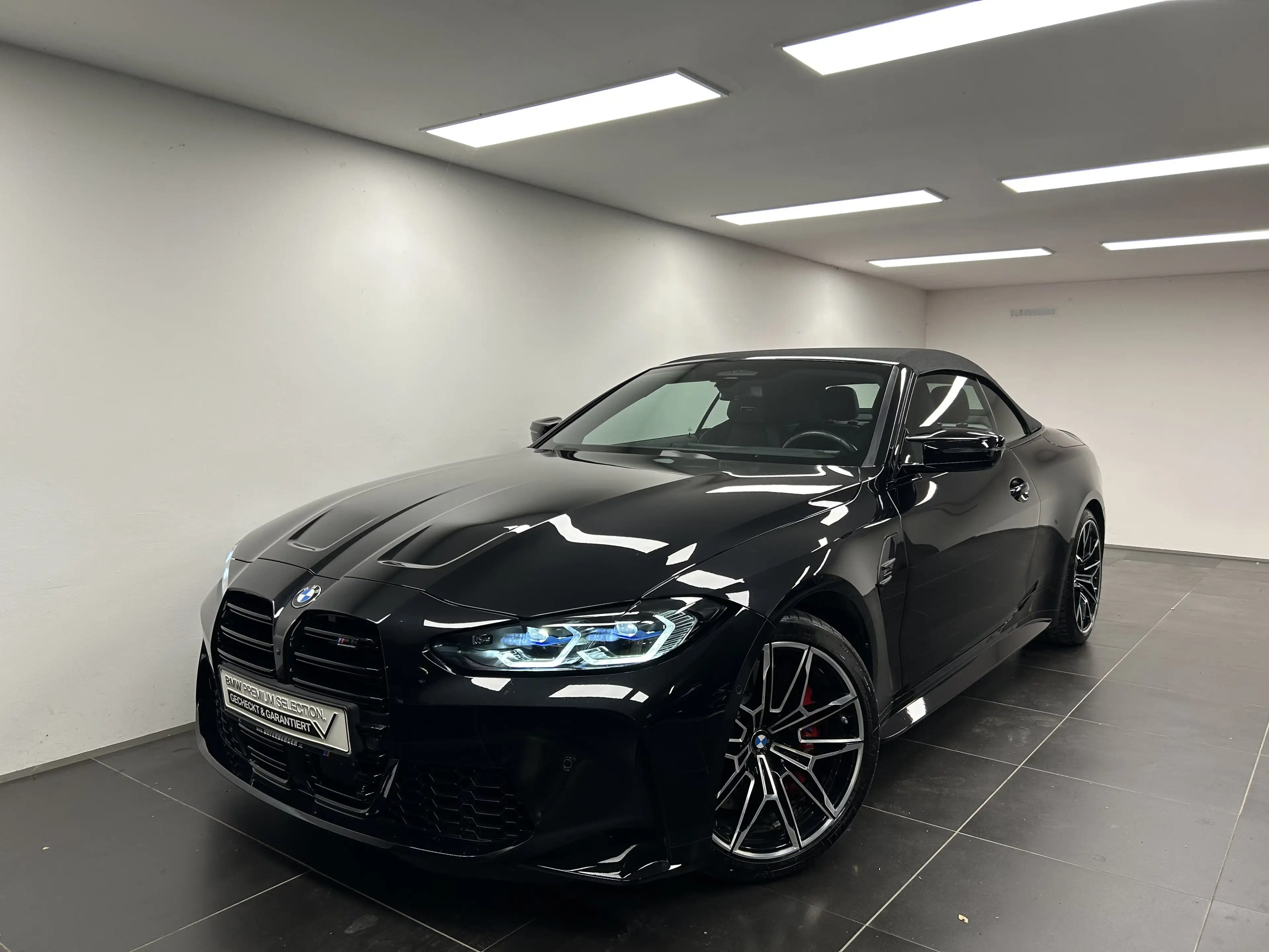 BMW M4 Competition M xDrive Cabrio — photo 7