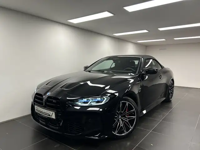 BMW M4 view 7