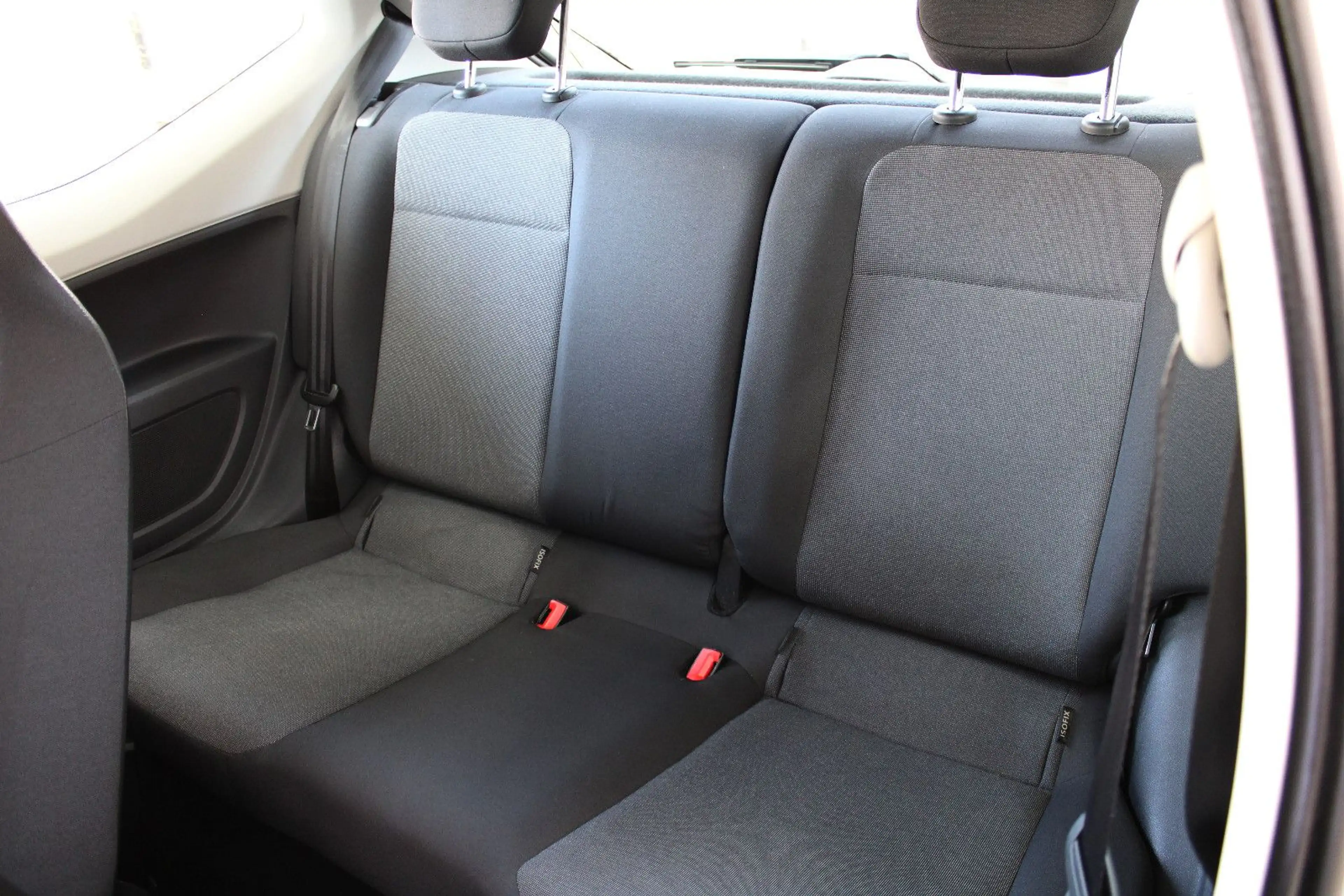 Volkswagen up! *TÜV&Inspektion Neu*Navi*Klima*Sound-Paket* — photo 9