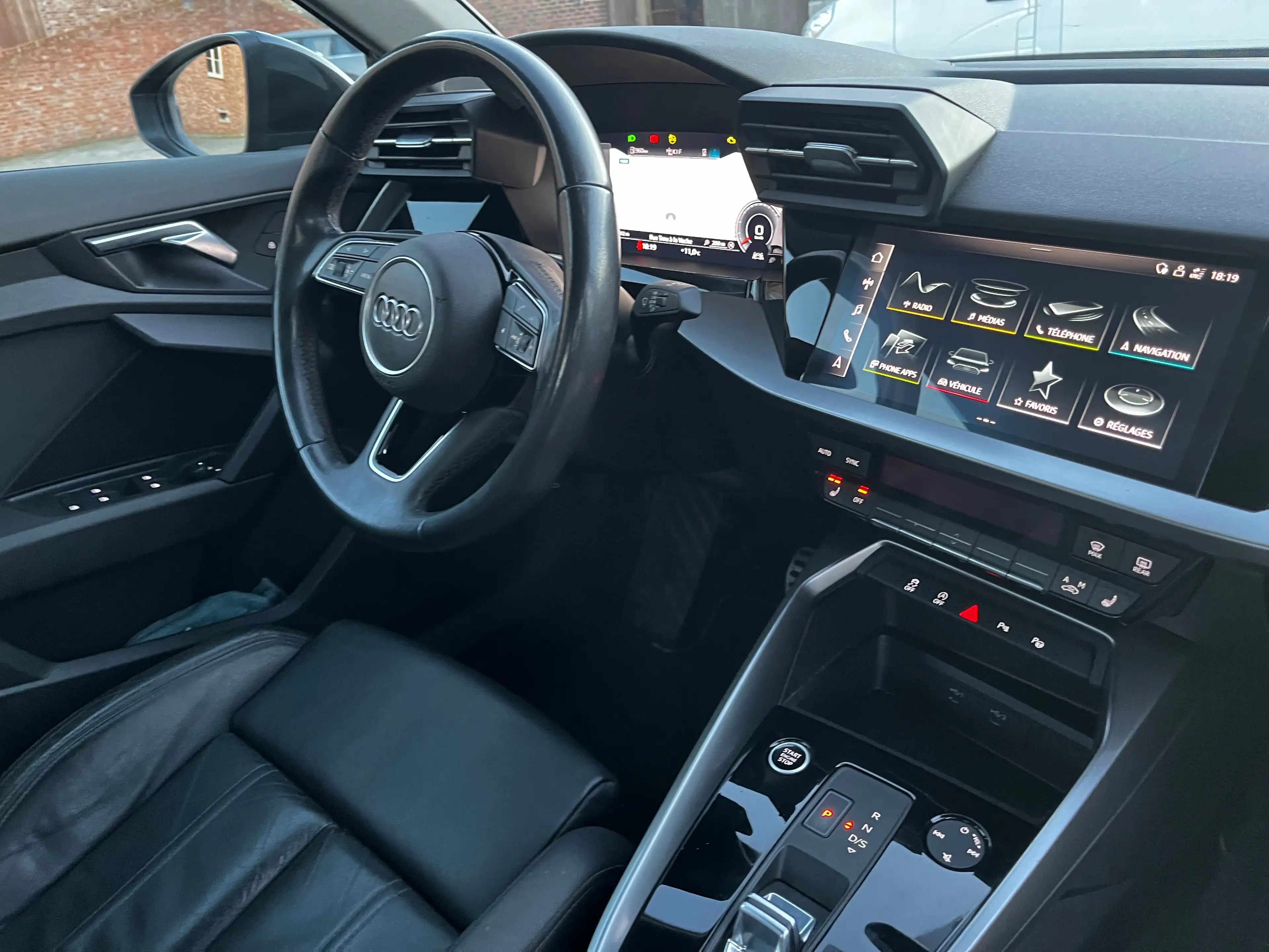 Audi A3 audi a3 8v virtual cockpit 2L TDI 150CV — photo 2