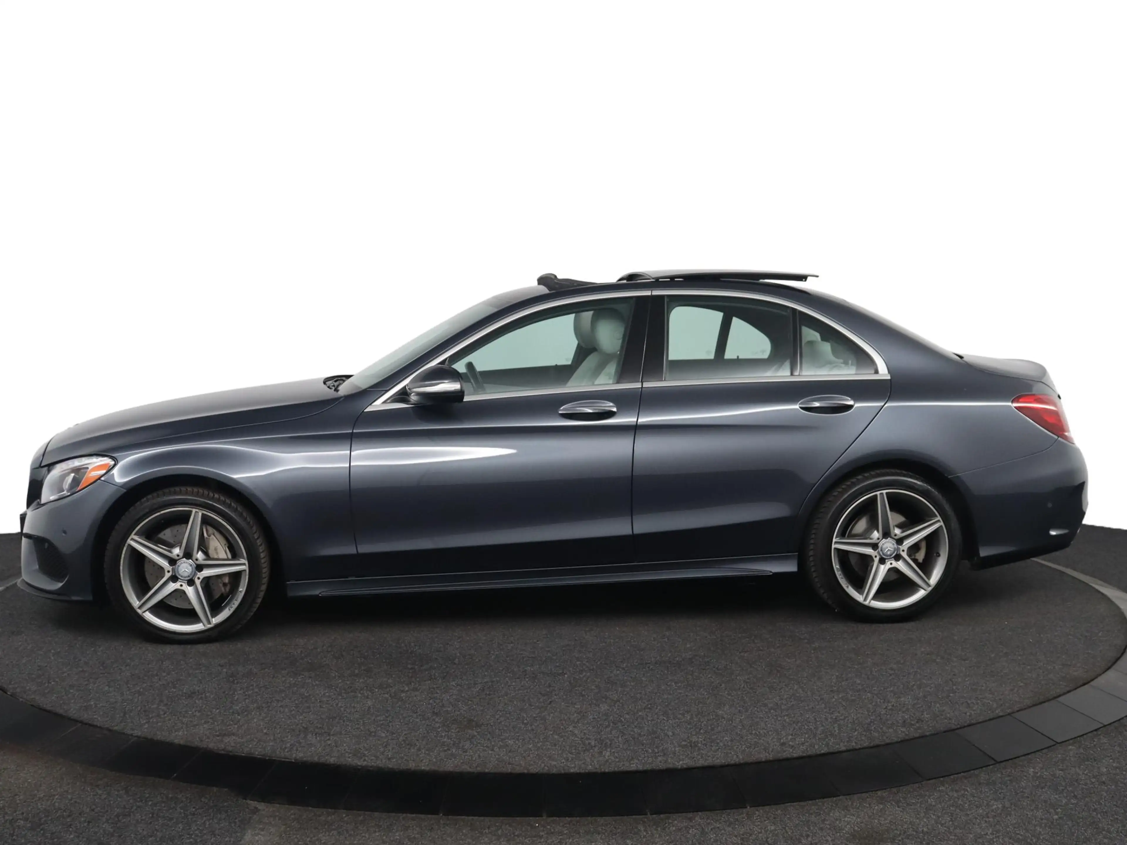 Mercedes-Benz C 400 4MATIC Prestige |Camera|Pano|Memory|Burmester — photo 2