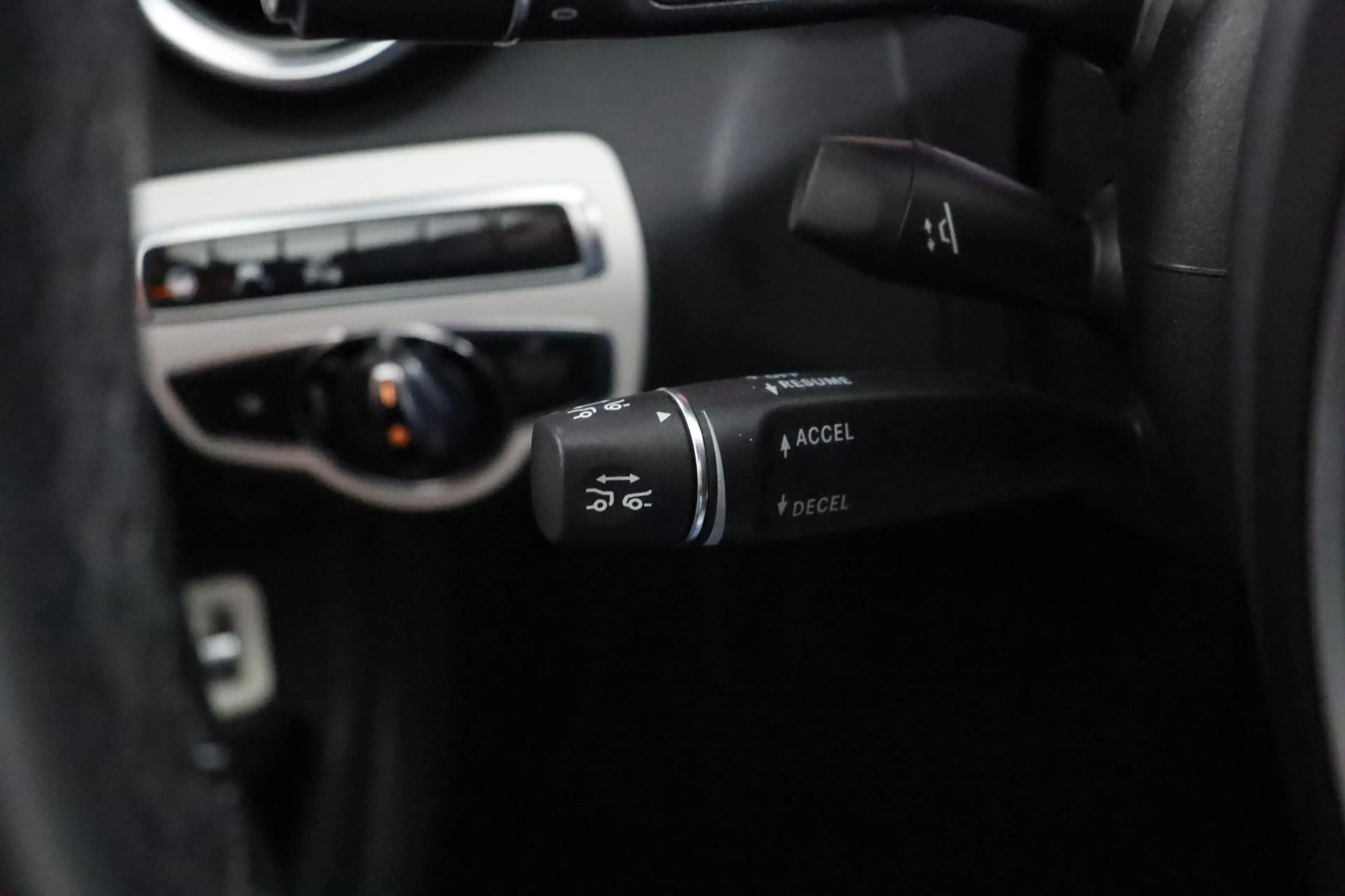 Mercedes-Benz C 400 4MATIC Prestige |Camera|Pano|Memory|Burmester — photo 25