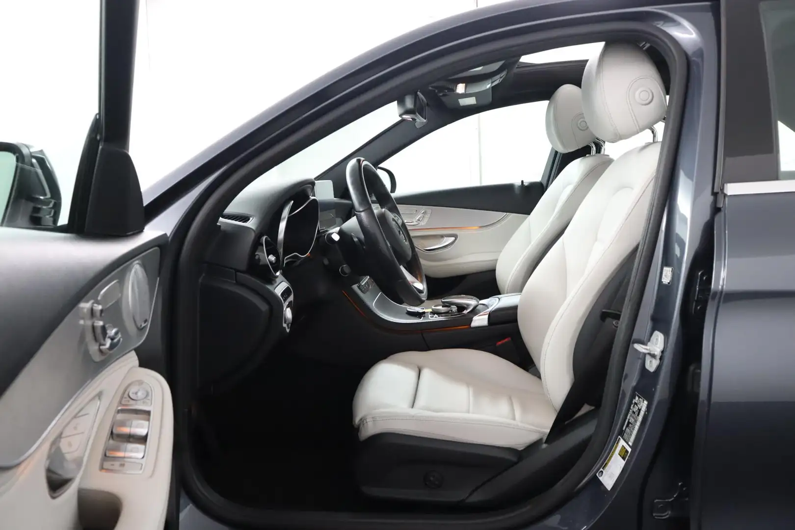 Mercedes-Benz C 400 4MATIC Prestige |Camera|Pano|Memory|Burmester Grau - 2