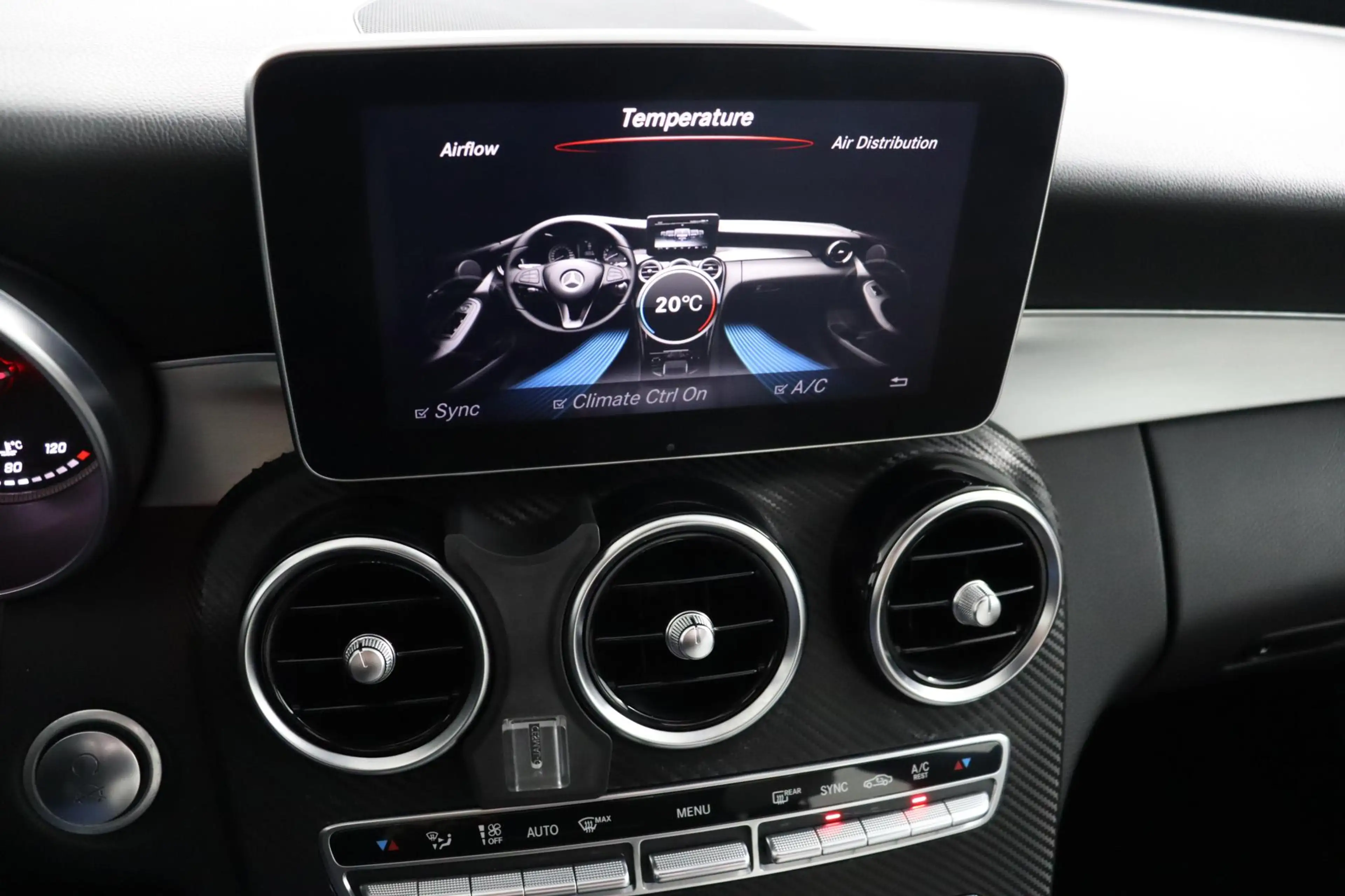 Mercedes-Benz C 400 4MATIC Prestige |Camera|Pano|Memory|Burmester — photo 23