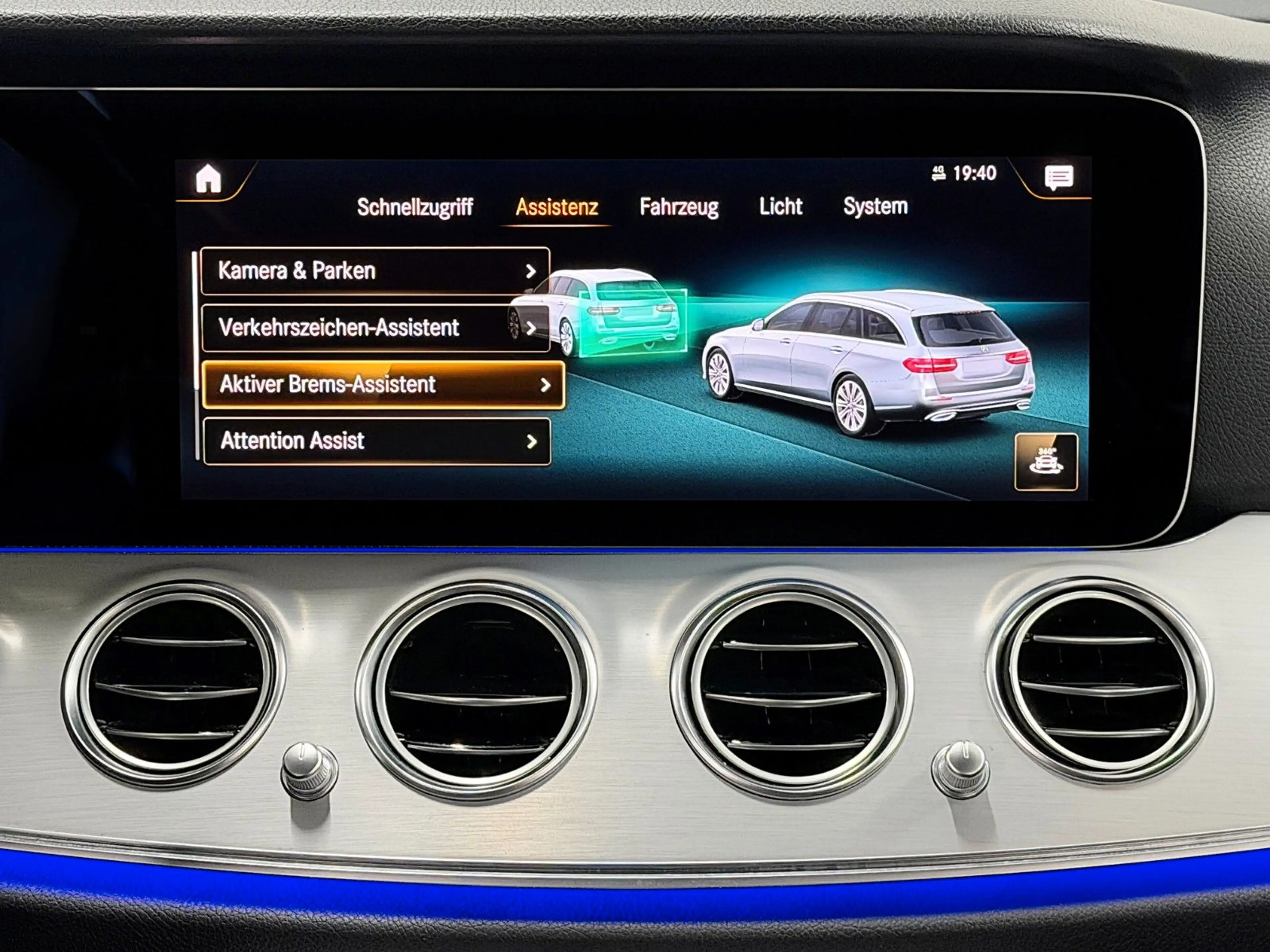 Mercedes-Benz E 200 D T 9G-TRONIC AVANTGARDE*TOP ZUSTAND* — photo 11