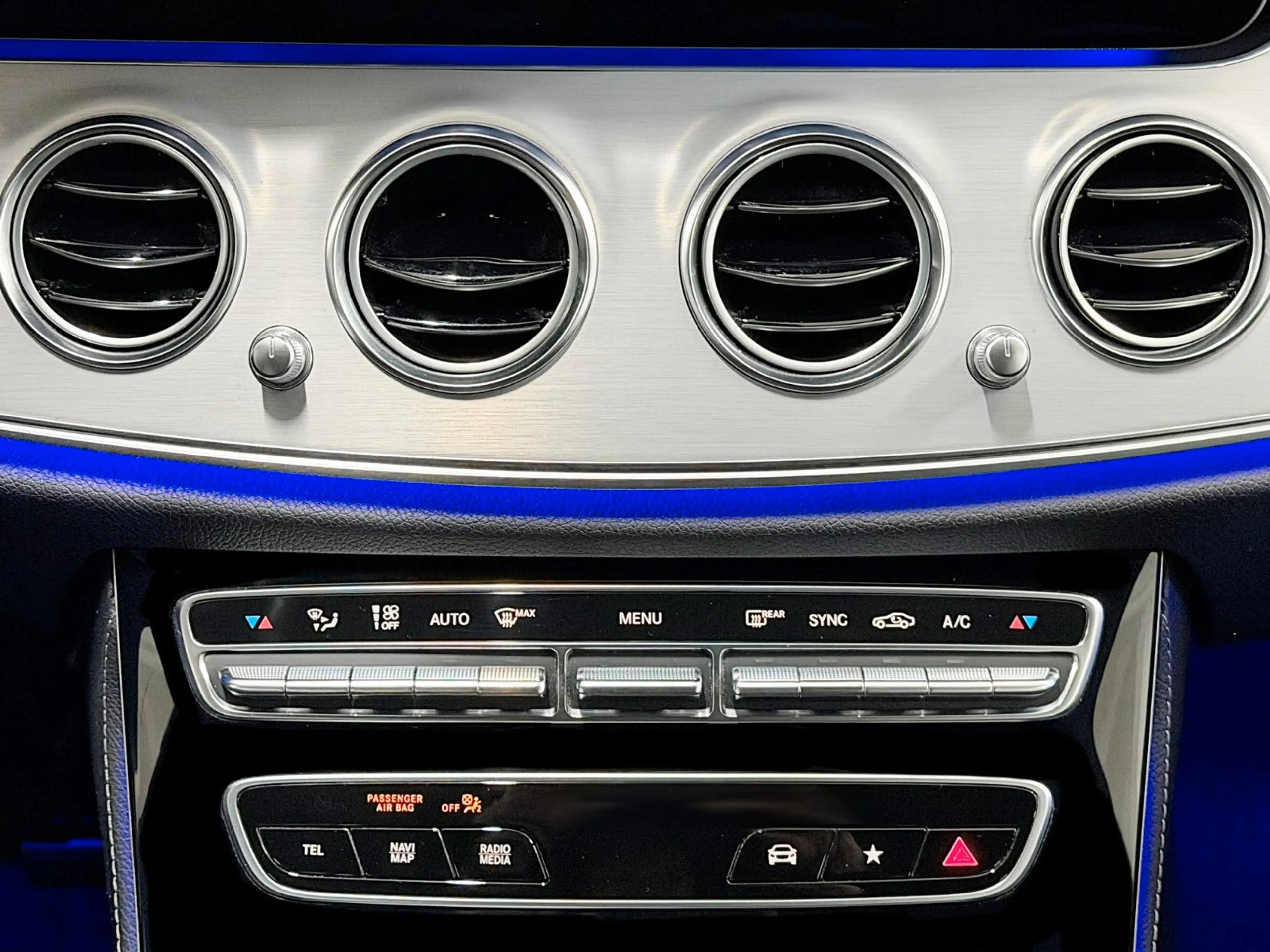 Mercedes-Benz E 200 D T 9G-TRONIC AVANTGARDE*TOP ZUSTAND* — photo 15
