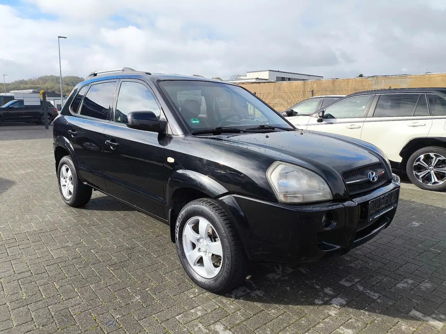 Hyundai TUCSON 2.0 GLS,KLIMA,LEDER Schwarz - 1