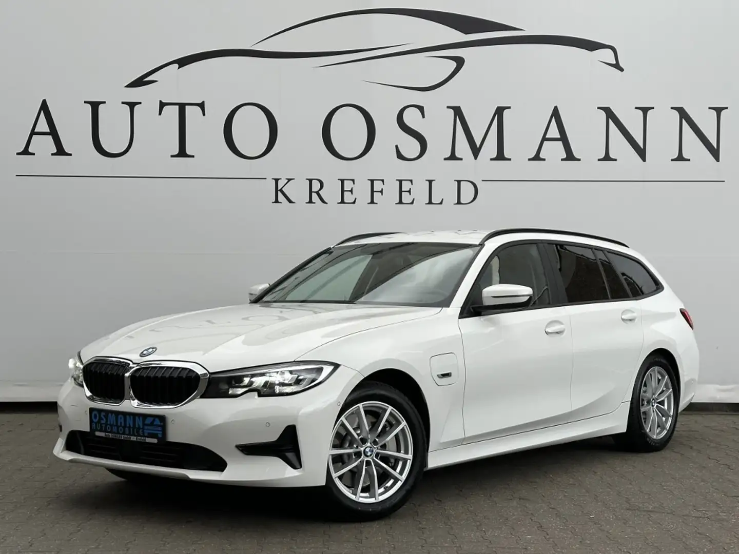 BMW 330 e Touring Aut. Advant Kamera ACC Keyless-GO Alb - 1