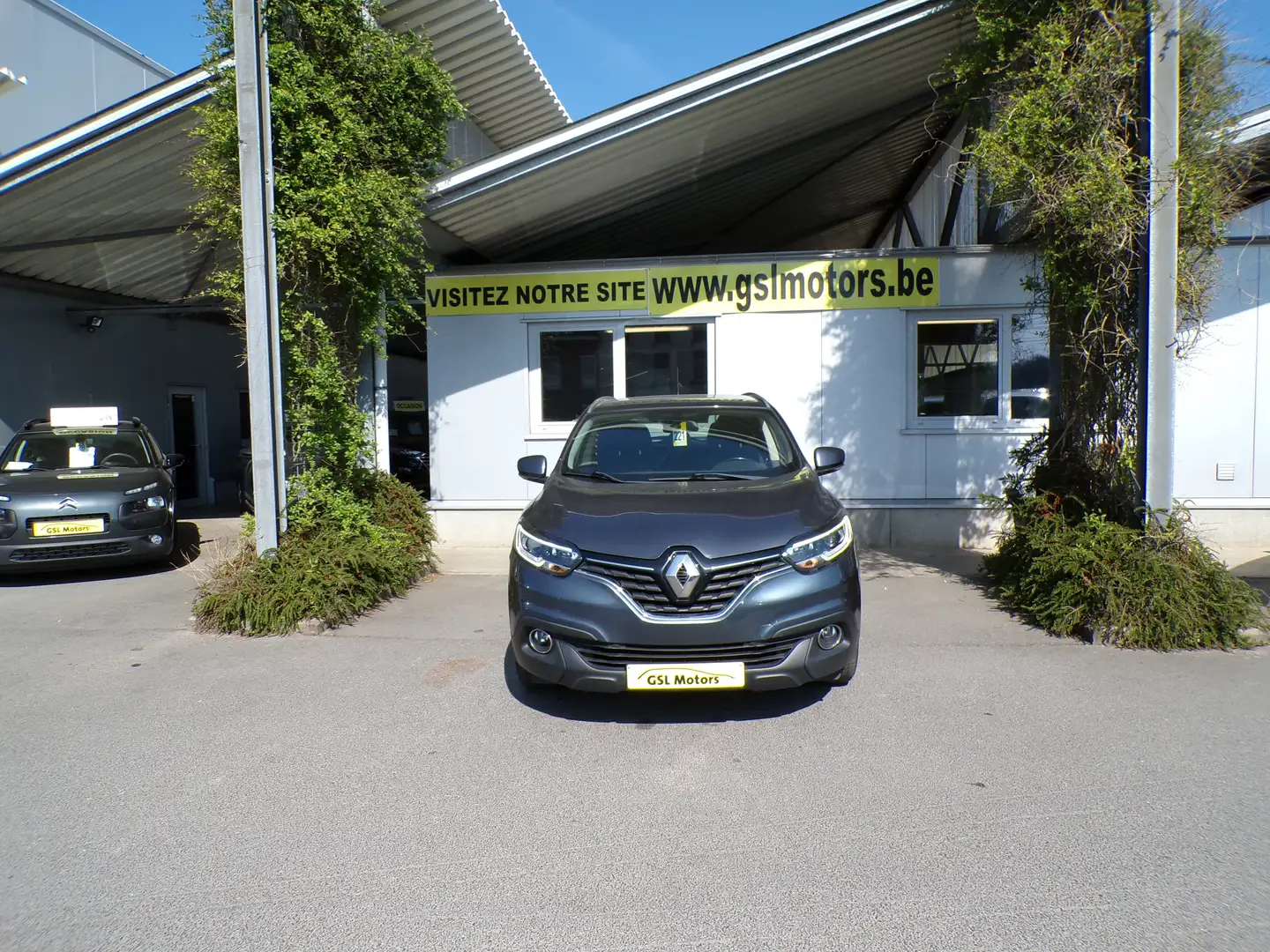 Renault Kadjar 1.2TCe 130cv 12/17 Airco GPS Bluetooth Capteur USB Gris - 2