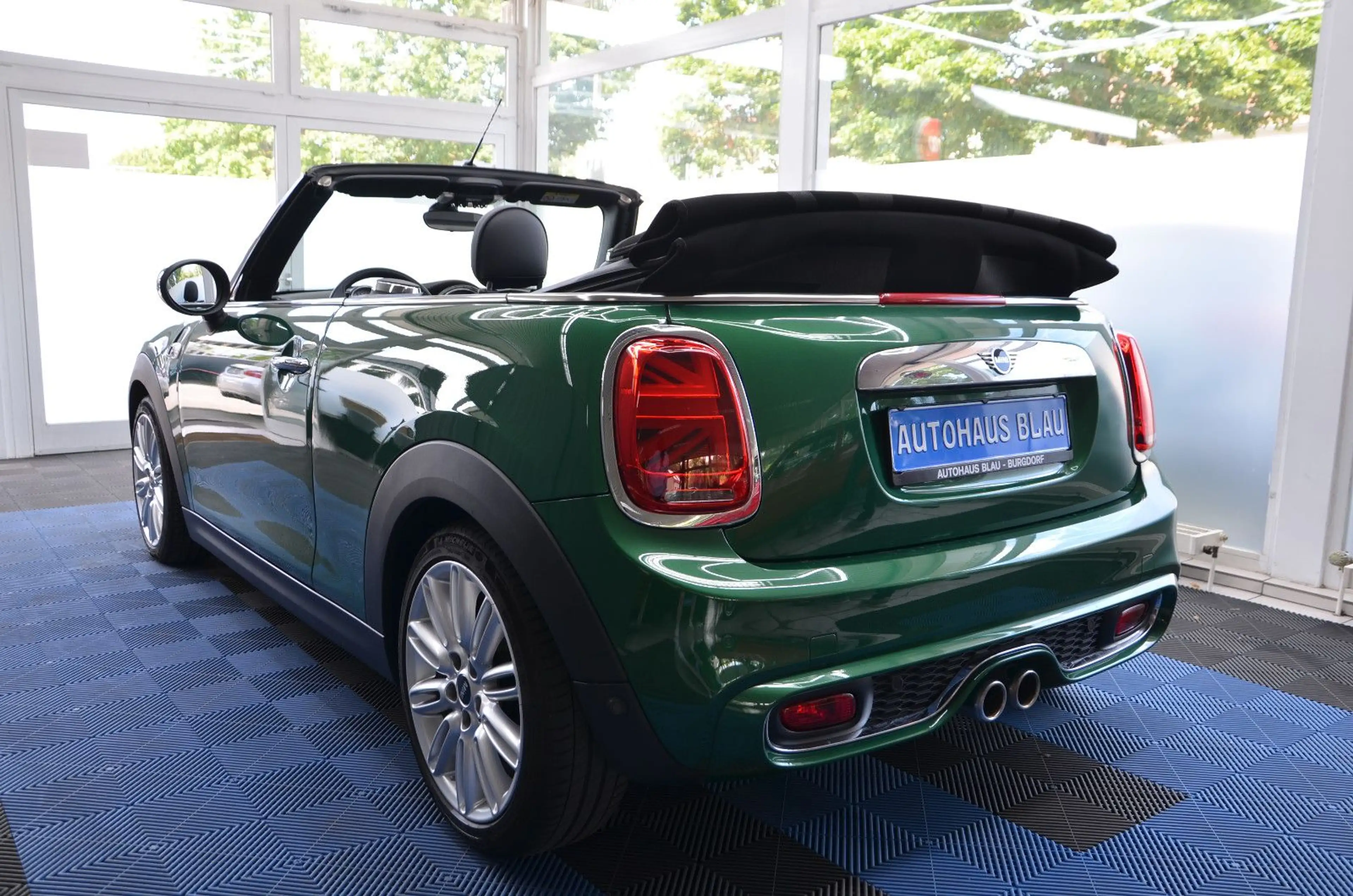 MINI Cooper S Cabrio *AUTOMATIK*LED*NAVI*H/K*1.HAND!* — photo 6