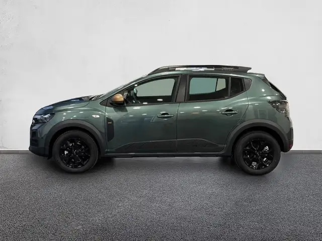 Dacia Sandero view 5