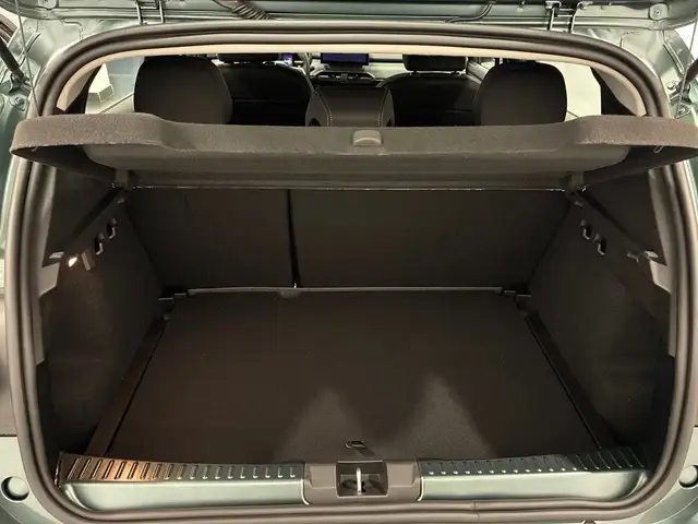 Dacia Sandero view 10